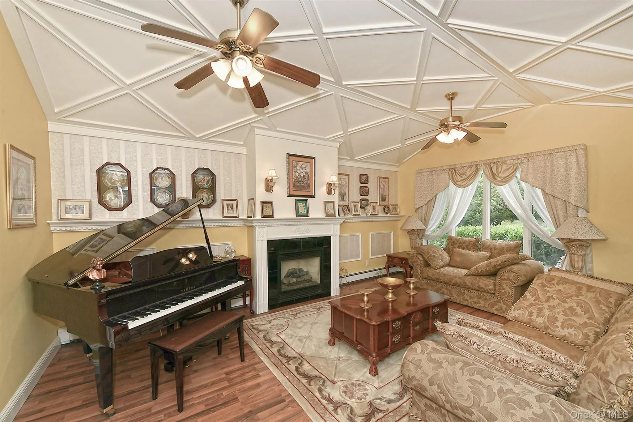 1019 Old Medford Avenue, Brookhaven, NY, 5 Bedrooms Bedrooms, 10 Rooms Rooms,3 BathroomsBathrooms,Residential,For Rent,Old Medford,0,1005179 1019 Old Medford Avenue, Brookhaven, NY, 5 Bedrooms Bedrooms, 10 Rooms Rooms,3 BathroomsBathrooms,Residential,For Rent,Old Medford,0,1005179