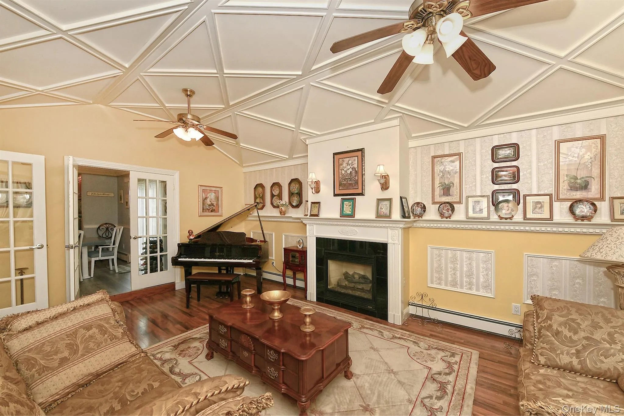 1019 Old Medford Avenue, Brookhaven, NY, 5 Bedrooms Bedrooms, 10 Rooms Rooms,3 BathroomsBathrooms,Residential,For Rent,Old Medford,0,1005179 1019 Old Medford Avenue, Brookhaven, NY, 5 Bedrooms Bedrooms, 10 Rooms Rooms,3 BathroomsBathrooms,Residential,For Rent,Old Medford,0,1005179