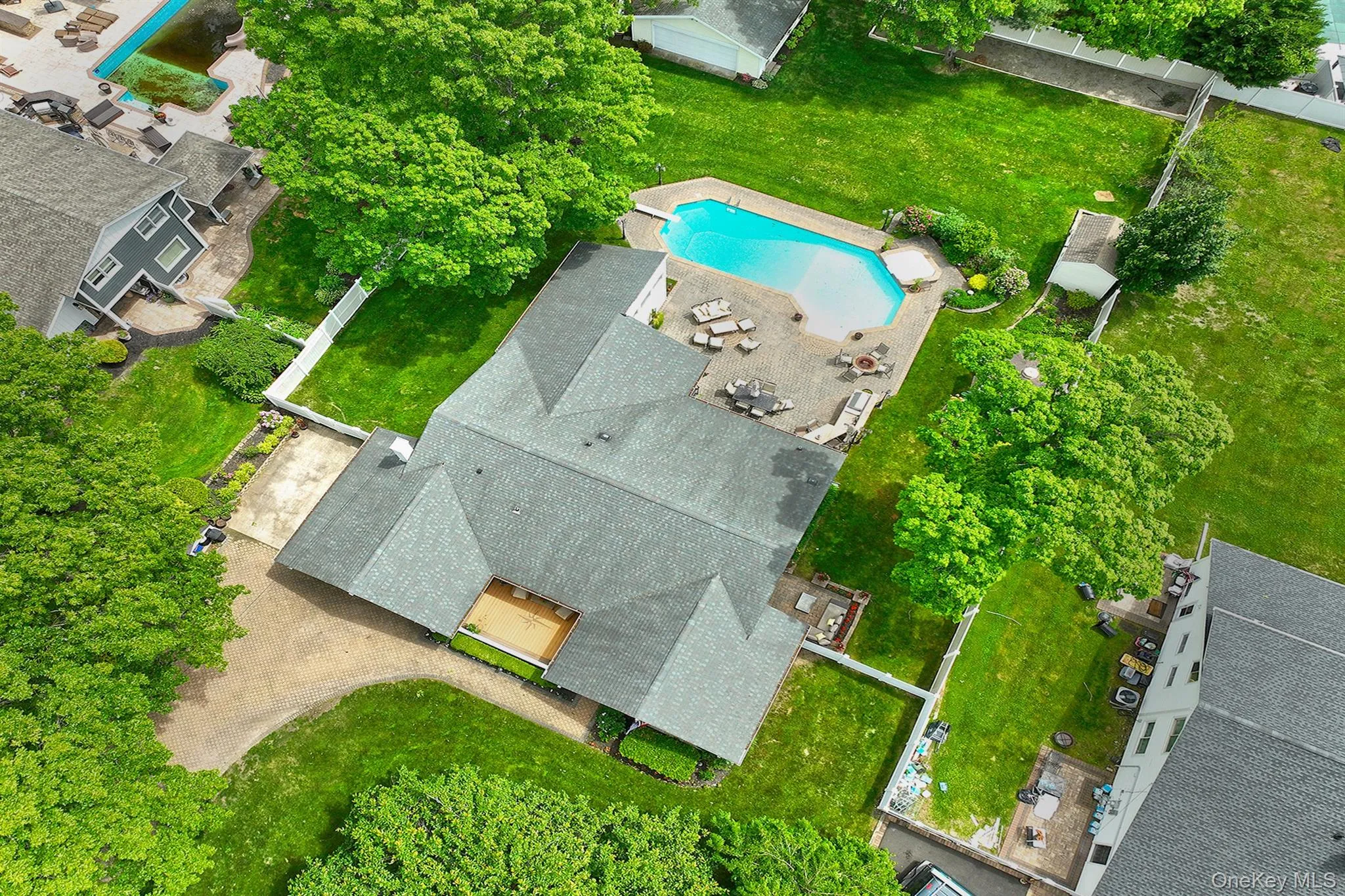 1019 Old Medford Avenue, Brookhaven, NY, 5 Bedrooms Bedrooms, 10 Rooms Rooms,3 BathroomsBathrooms,Residential,For Rent,Old Medford,0,1005179 1019 Old Medford Avenue, Brookhaven, NY, 5 Bedrooms Bedrooms, 10 Rooms Rooms,3 BathroomsBathrooms,Residential,For Rent,Old Medford,0,1005179