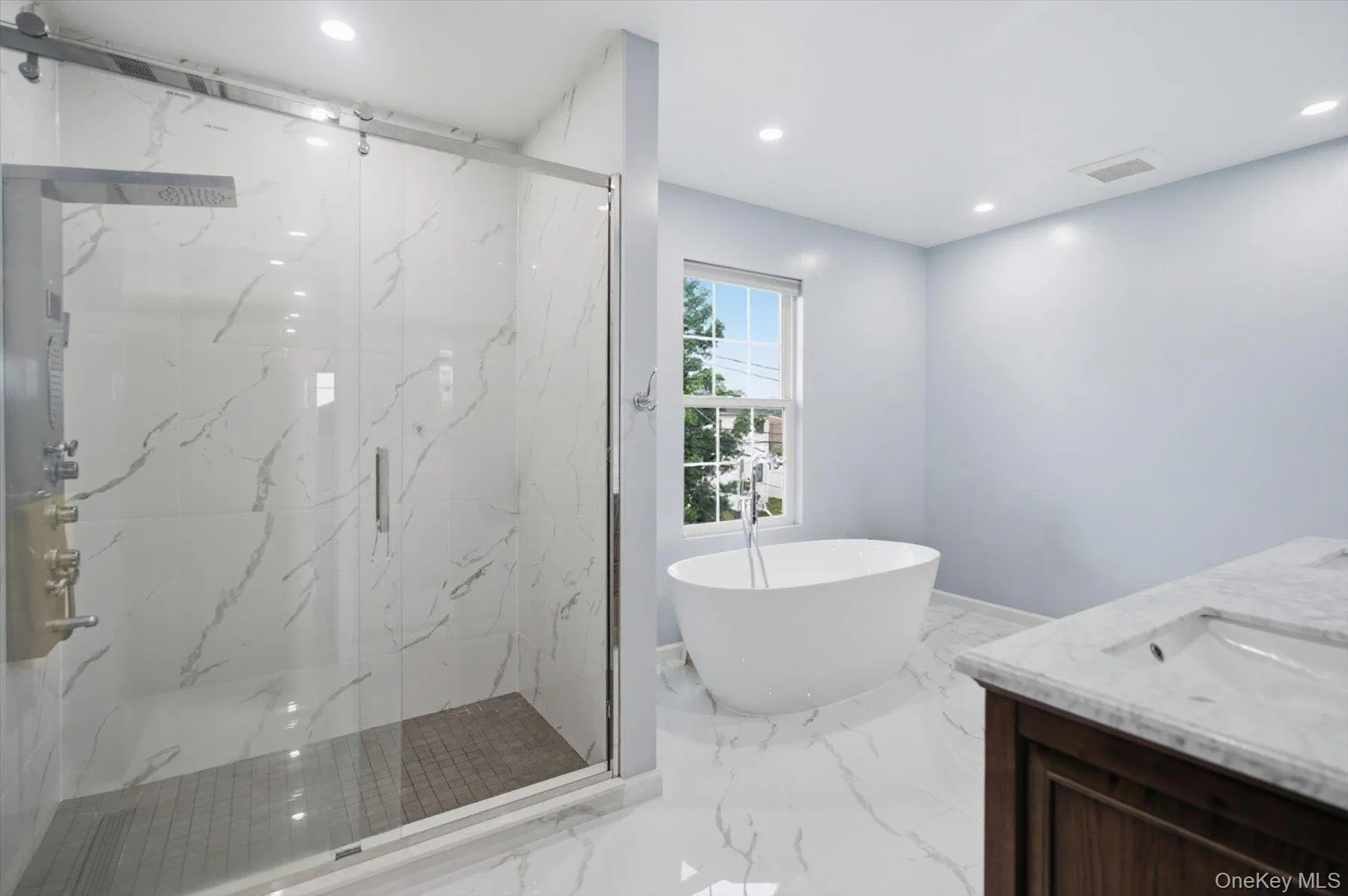 3563 Raven Street, Hempstead, NY, 5 Bedrooms Bedrooms, 8 Rooms Rooms,4 BathroomsBathrooms,Residential,For Rent,Raven,0,1005180 3563 Raven Street, Hempstead, NY, 5 Bedrooms Bedrooms, 8 Rooms Rooms,4 BathroomsBathrooms,Residential,For Rent,Raven,0,1005180