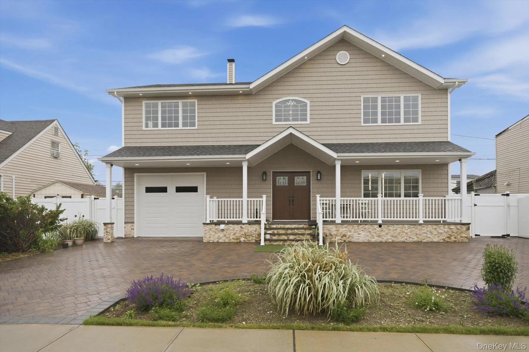 3563 Raven Street, Hempstead, NY, 5 Bedrooms Bedrooms, 8 Rooms Rooms,4 BathroomsBathrooms,Residential,For Rent,Raven,0,1005180 3563 Raven Street, Hempstead, NY, 5 Bedrooms Bedrooms, 8 Rooms Rooms,4 BathroomsBathrooms,Residential,For Rent,Raven,0,1005180