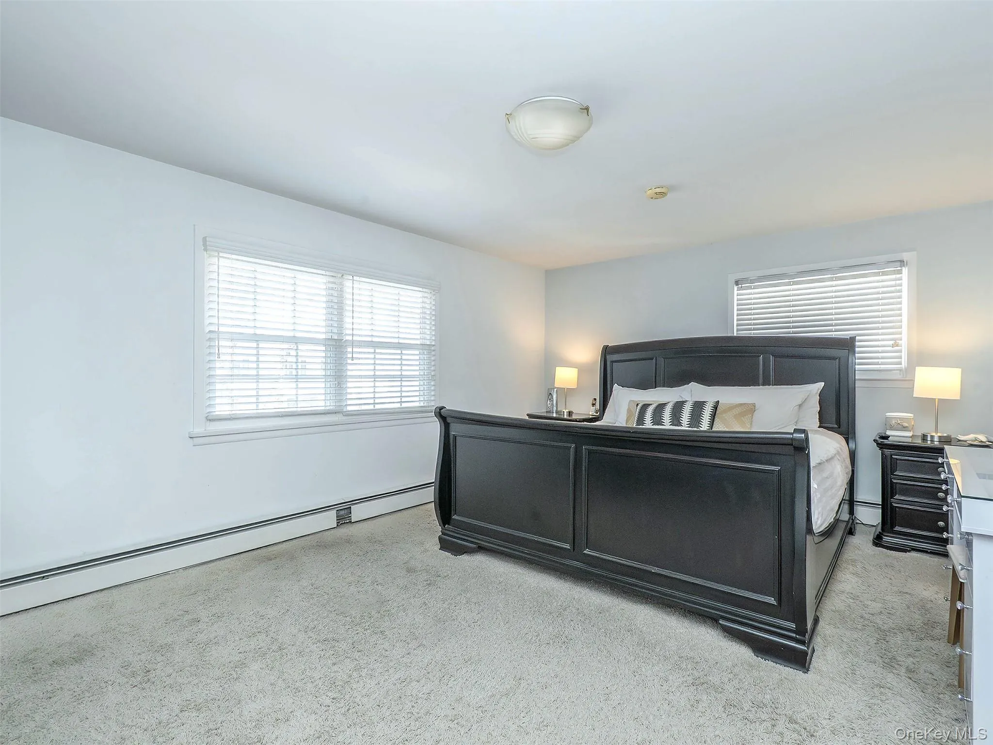 183 Soundview Drive, North Hempstead, NY, 4 Bedrooms Bedrooms, 8 Rooms Rooms,2 BathroomsBathrooms,Residential,For Rent,Soundview,0,1005181 183 Soundview Drive, North Hempstead, NY, 4 Bedrooms Bedrooms, 8 Rooms Rooms,2 BathroomsBathrooms,Residential,For Rent,Soundview,0,1005181