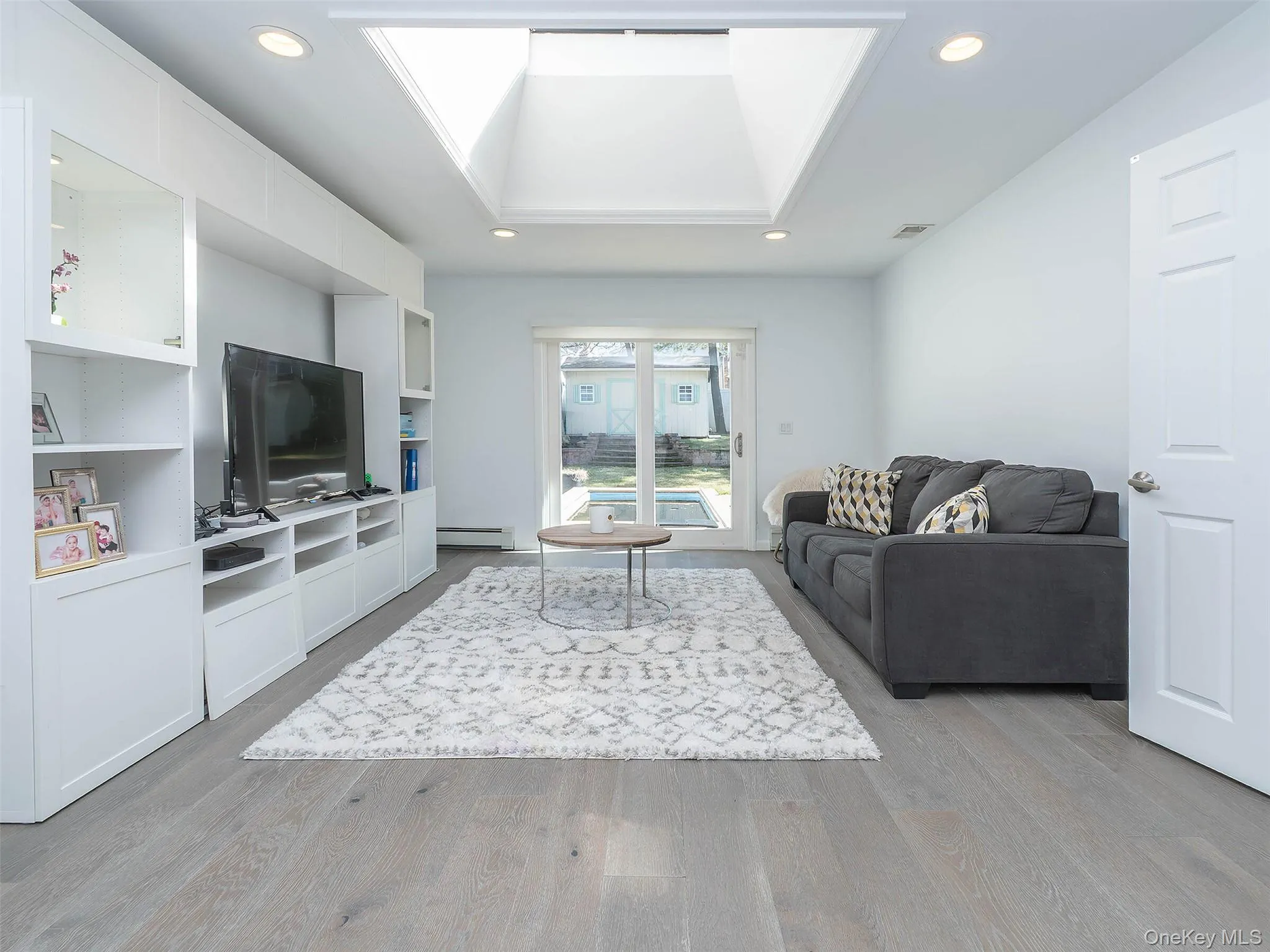183 Soundview Drive, North Hempstead, NY, 4 Bedrooms Bedrooms, 8 Rooms Rooms,2 BathroomsBathrooms,Residential,For Rent,Soundview,0,1005181 183 Soundview Drive, North Hempstead, NY, 4 Bedrooms Bedrooms, 8 Rooms Rooms,2 BathroomsBathrooms,Residential,For Rent,Soundview,0,1005181