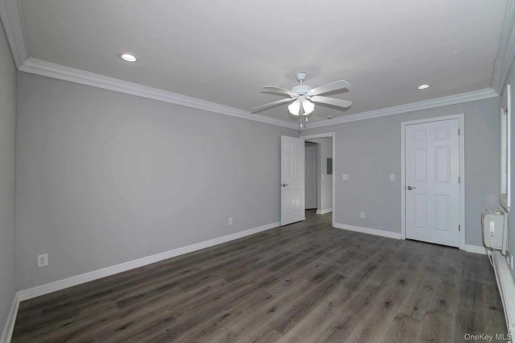 16 Garfield Avenue, Islip, NY, 1 Bedroom Bedrooms, 4 Rooms Rooms,1 BathroomBathrooms,Residential Lease,For Rent,Garfield,0,1005187 16 Garfield Avenue, Islip, NY, 1 Bedroom Bedrooms, 4 Rooms Rooms,1 BathroomBathrooms,Residential Lease,For Rent,Garfield,0,1005187