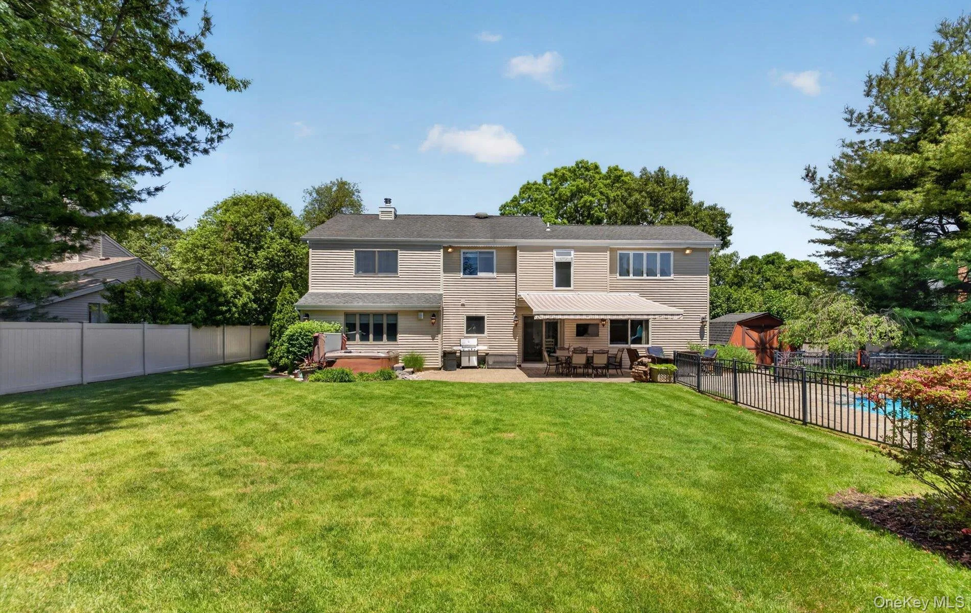 Very Quiet & PrivateLush Landscaping Large Play Area Very Quiet & PrivateLush Landscaping Large Play Area