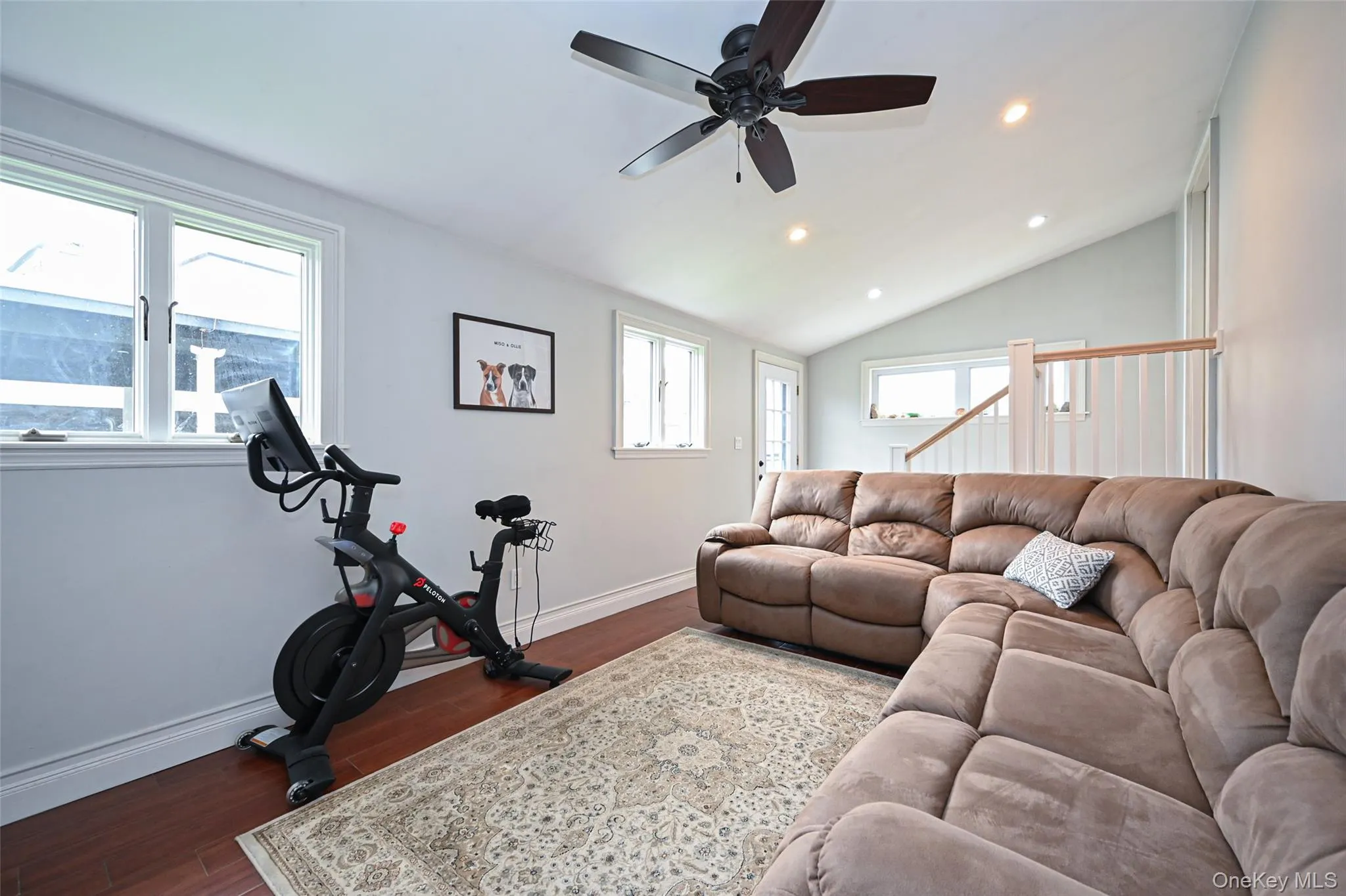 219-07 101st Avenue, New York, NY, 3 Bedrooms Bedrooms, 10 Rooms Rooms,2 BathroomsBathrooms,Residential,For Rent,101st,0,1005191 219-07 101st Avenue, New York, NY, 3 Bedrooms Bedrooms, 10 Rooms Rooms,2 BathroomsBathrooms,Residential,For Rent,101st,0,1005191