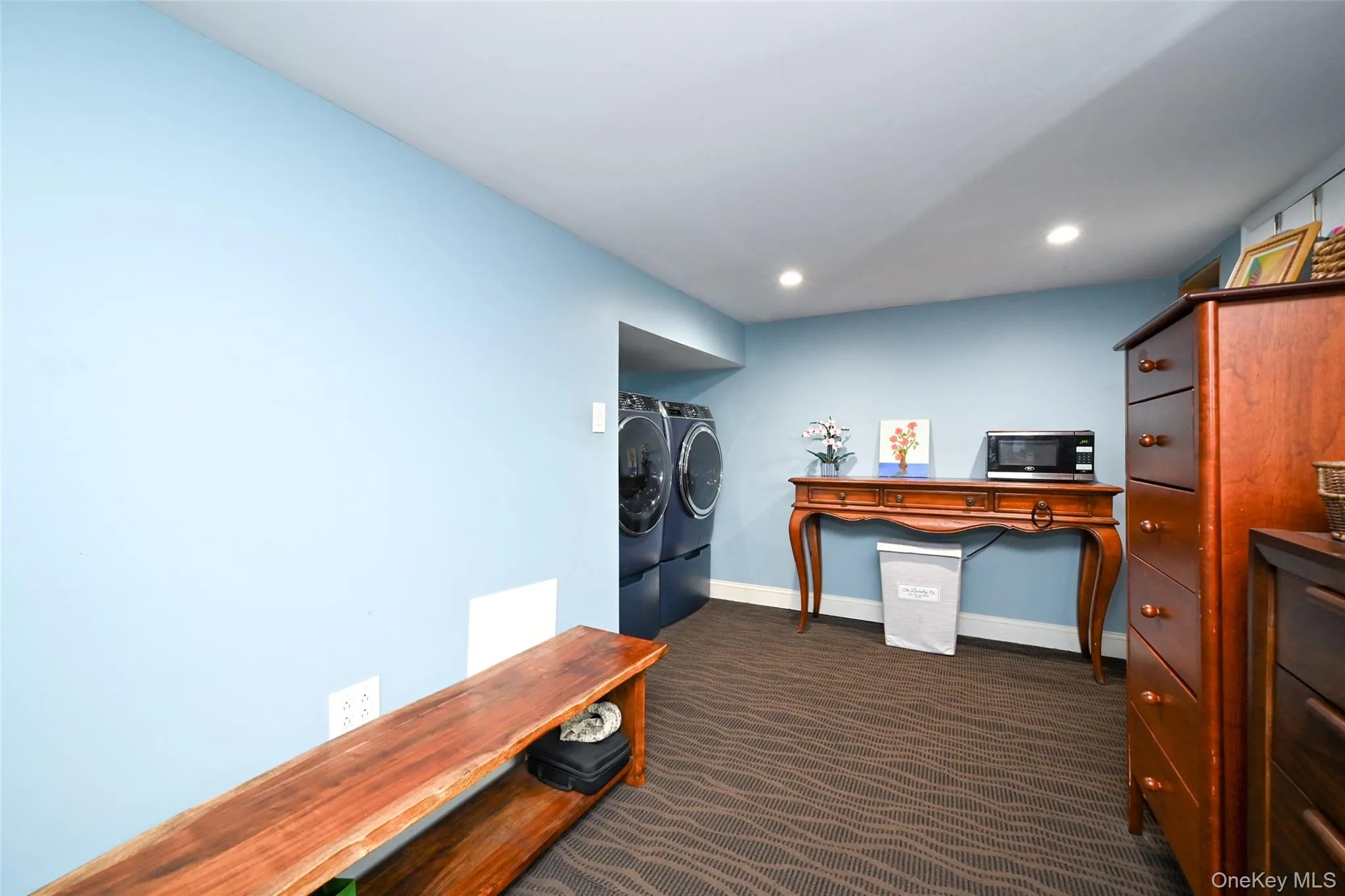 219-07 101st Avenue, New York, NY, 3 Bedrooms Bedrooms, 10 Rooms Rooms,2 BathroomsBathrooms,Residential,For Rent,101st,0,1005191 219-07 101st Avenue, New York, NY, 3 Bedrooms Bedrooms, 10 Rooms Rooms,2 BathroomsBathrooms,Residential,For Rent,101st,0,1005191
