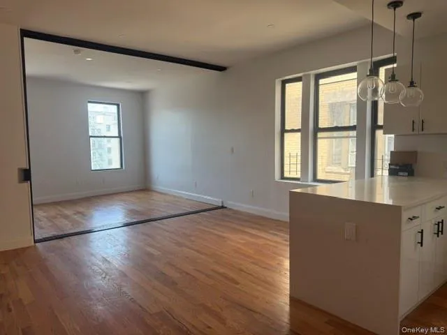 4260 Broadway, New York, NY, 3 Bedrooms Bedrooms, 5 Rooms Rooms,1 BathroomBathrooms,Residential Lease,For Rent,Broadway,0,1005193 4260 Broadway, New York, NY, 3 Bedrooms Bedrooms, 5 Rooms Rooms,1 BathroomBathrooms,Residential Lease,For Rent,Broadway,0,1005193