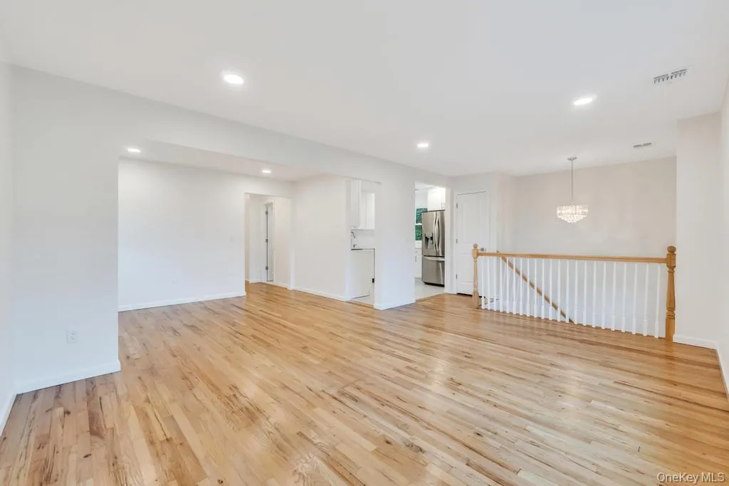 46 Jamaica Avenue, Babylon, NY, 4 Bedrooms Bedrooms, 9 Rooms Rooms,2 BathroomsBathrooms,Residential,For Rent,Jamaica,0,1005202 46 Jamaica Avenue, Babylon, NY, 4 Bedrooms Bedrooms, 9 Rooms Rooms,2 BathroomsBathrooms,Residential,For Rent,Jamaica,0,1005202