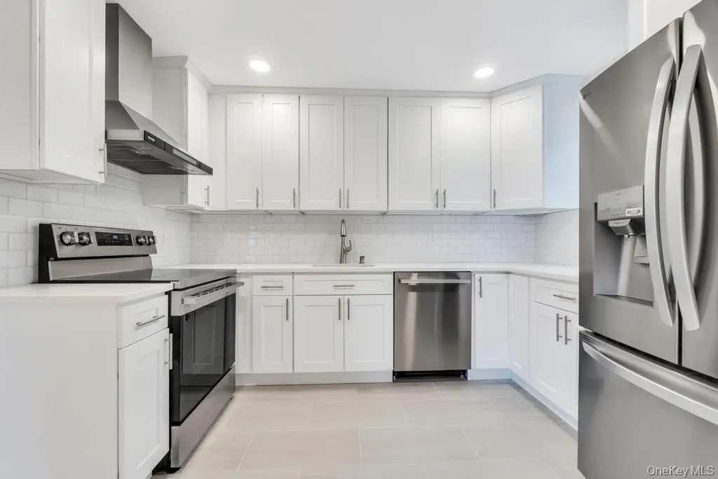 46 Jamaica Avenue, Babylon, NY, 4 Bedrooms Bedrooms, 9 Rooms Rooms,2 BathroomsBathrooms,Residential,For Rent,Jamaica,0,1005202 46 Jamaica Avenue, Babylon, NY, 4 Bedrooms Bedrooms, 9 Rooms Rooms,2 BathroomsBathrooms,Residential,For Rent,Jamaica,0,1005202