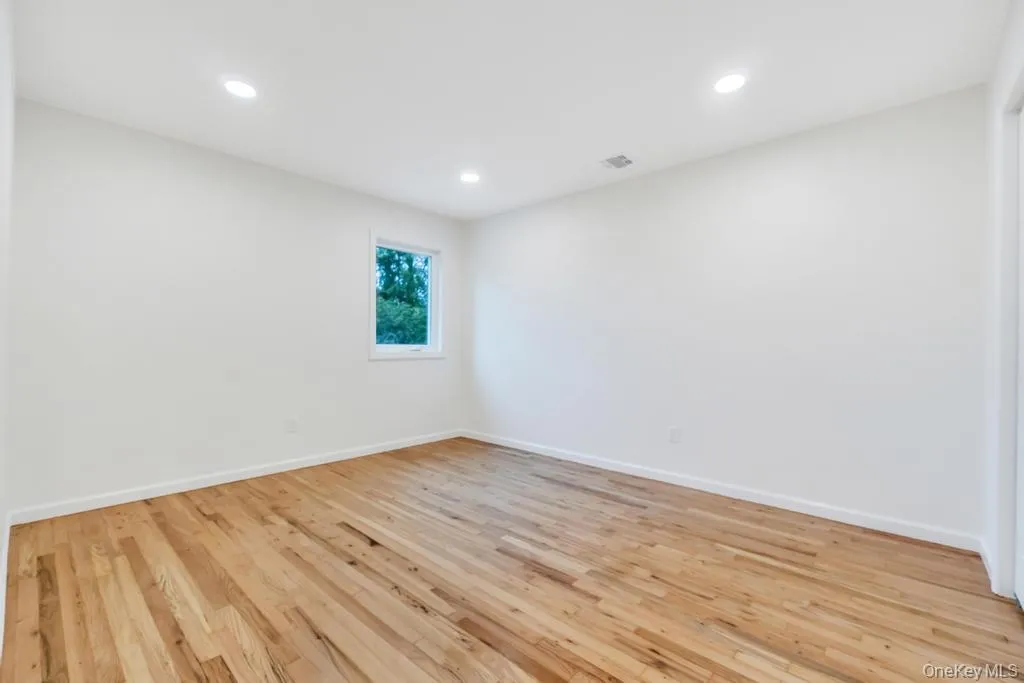 46 Jamaica Avenue, Babylon, NY, 4 Bedrooms Bedrooms, 9 Rooms Rooms,2 BathroomsBathrooms,Residential,For Rent,Jamaica,0,1005202 46 Jamaica Avenue, Babylon, NY, 4 Bedrooms Bedrooms, 9 Rooms Rooms,2 BathroomsBathrooms,Residential,For Rent,Jamaica,0,1005202