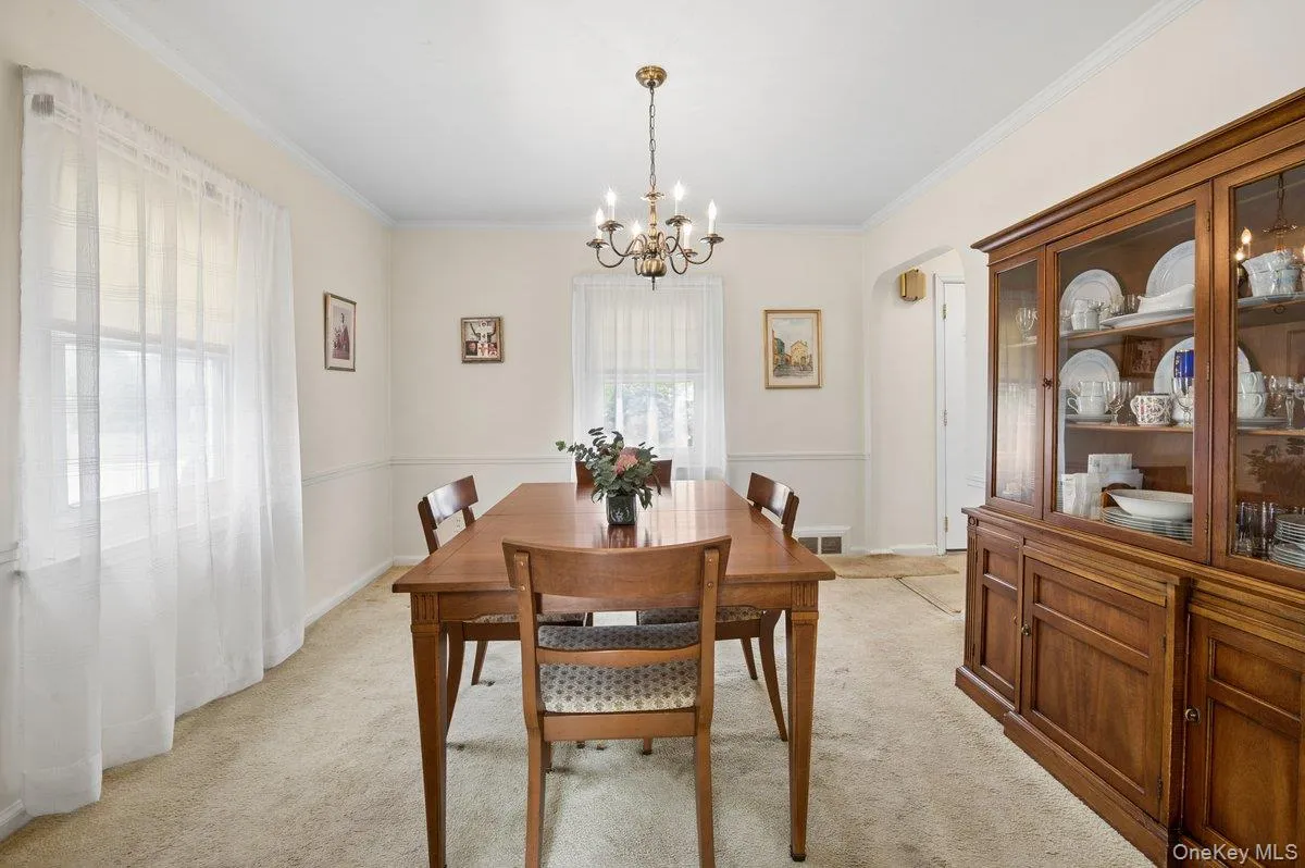 21 Hayes Drive, Eastchester, NY, 4 Bedrooms Bedrooms, 7 Rooms Rooms,2 BathroomsBathrooms,Residential,For Rent,Hayes,0,1005205 21 Hayes Drive, Eastchester, NY, 4 Bedrooms Bedrooms, 7 Rooms Rooms,2 BathroomsBathrooms,Residential,For Rent,Hayes,0,1005205
