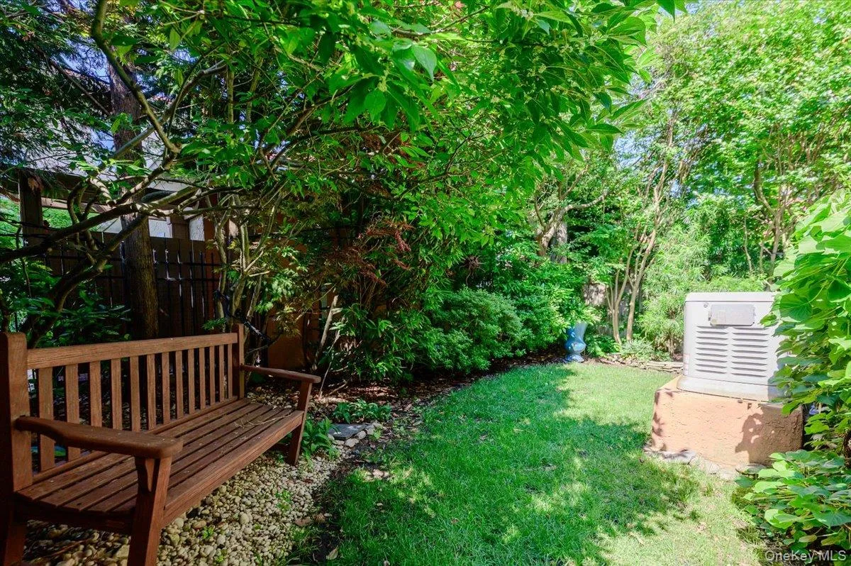 47 Penn Street, Long Beach, NY, 2 Bedrooms Bedrooms, 4 Rooms Rooms,2 BathroomsBathrooms,Residential Lease,For Rent,Penn,0,KEY1005207 47 Penn Street, Long Beach, NY, 2 Bedrooms Bedrooms, 4 Rooms Rooms,2 BathroomsBathrooms,Residential Lease,For Rent,Penn,0,KEY1005207