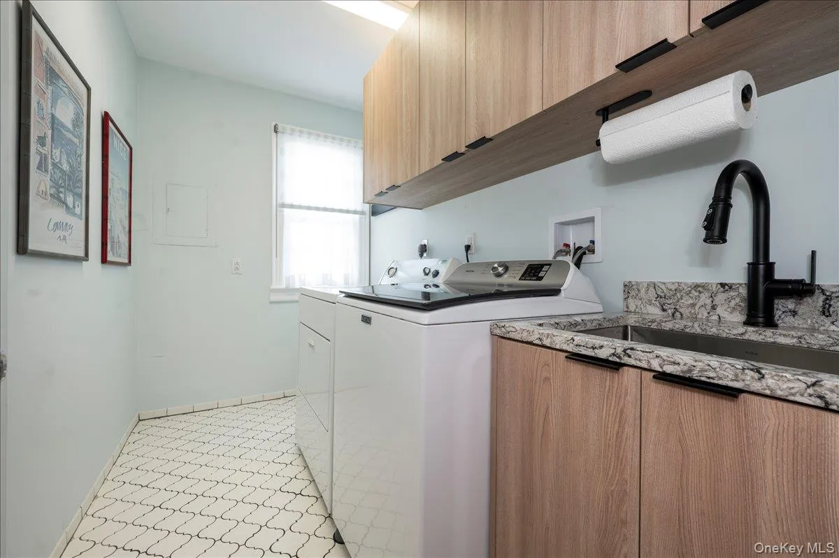 47 Penn Street, Long Beach, NY, 2 Bedrooms Bedrooms, 4 Rooms Rooms,2 BathroomsBathrooms,Residential Lease,For Rent,Penn,0,KEY1005207 47 Penn Street, Long Beach, NY, 2 Bedrooms Bedrooms, 4 Rooms Rooms,2 BathroomsBathrooms,Residential Lease,For Rent,Penn,0,KEY1005207