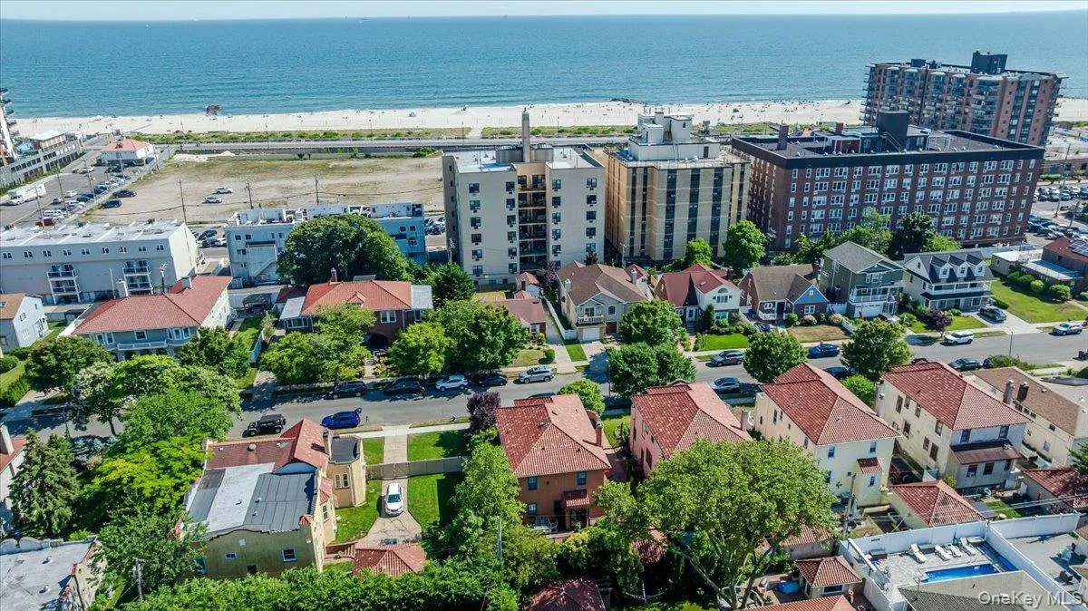 47 Penn Street, Long Beach, NY, 2 Bedrooms Bedrooms, 4 Rooms Rooms,2 BathroomsBathrooms,Residential Lease,For Rent,Penn,0,KEY1005207 47 Penn Street, Long Beach, NY, 2 Bedrooms Bedrooms, 4 Rooms Rooms,2 BathroomsBathrooms,Residential Lease,For Rent,Penn,0,KEY1005207