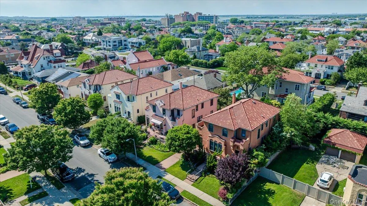 47 Penn Street, Long Beach, NY, 2 Bedrooms Bedrooms, 4 Rooms Rooms,2 BathroomsBathrooms,Residential Lease,For Rent,Penn,0,KEY1005207 47 Penn Street, Long Beach, NY, 2 Bedrooms Bedrooms, 4 Rooms Rooms,2 BathroomsBathrooms,Residential Lease,For Rent,Penn,0,KEY1005207