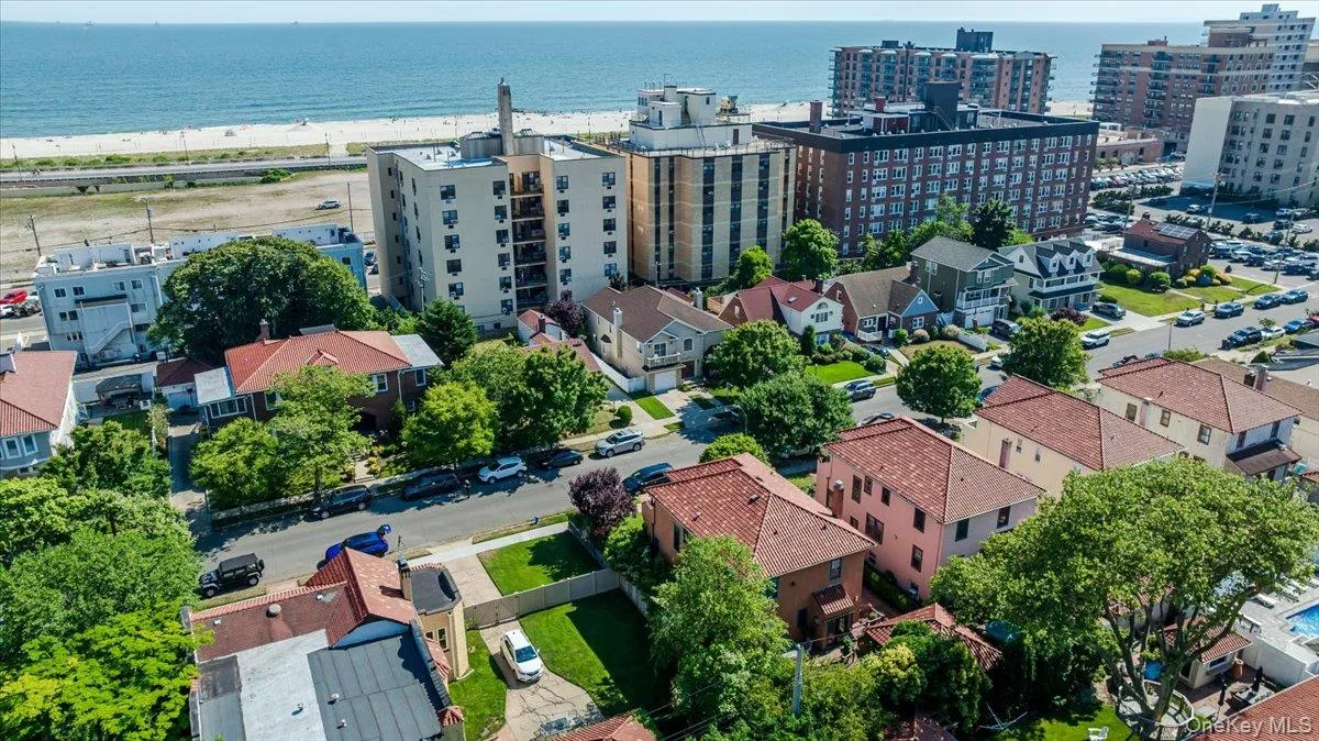 47 Penn Street, Long Beach, NY, 2 Bedrooms Bedrooms, 4 Rooms Rooms,2 BathroomsBathrooms,Residential Lease,For Rent,Penn,0,KEY1005207 47 Penn Street, Long Beach, NY, 2 Bedrooms Bedrooms, 4 Rooms Rooms,2 BathroomsBathrooms,Residential Lease,For Rent,Penn,0,KEY1005207
