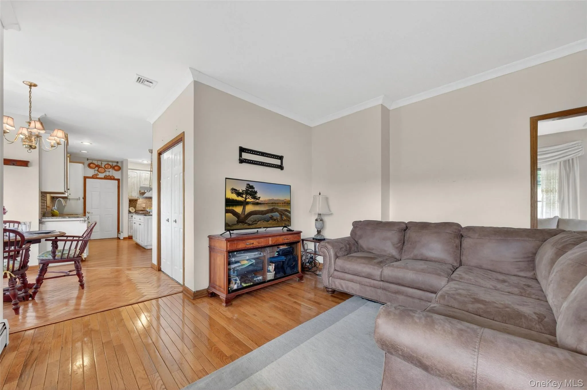 2 Melissa Lane, New Windsor, NY, 4 Bedrooms Bedrooms, 10 Rooms Rooms,2 BathroomsBathrooms,Residential,For Rent,Melissa,0,1005209 2 Melissa Lane, New Windsor, NY, 4 Bedrooms Bedrooms, 10 Rooms Rooms,2 BathroomsBathrooms,Residential,For Rent,Melissa,0,1005209