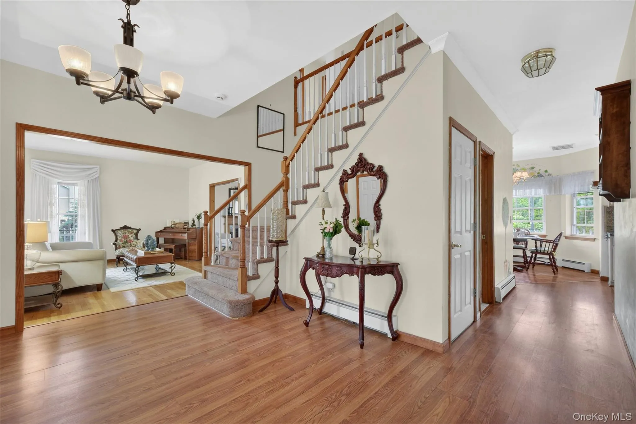2 Melissa Lane, New Windsor, NY, 4 Bedrooms Bedrooms, 10 Rooms Rooms,2 BathroomsBathrooms,Residential,For Rent,Melissa,0,1005209 2 Melissa Lane, New Windsor, NY, 4 Bedrooms Bedrooms, 10 Rooms Rooms,2 BathroomsBathrooms,Residential,For Rent,Melissa,0,1005209