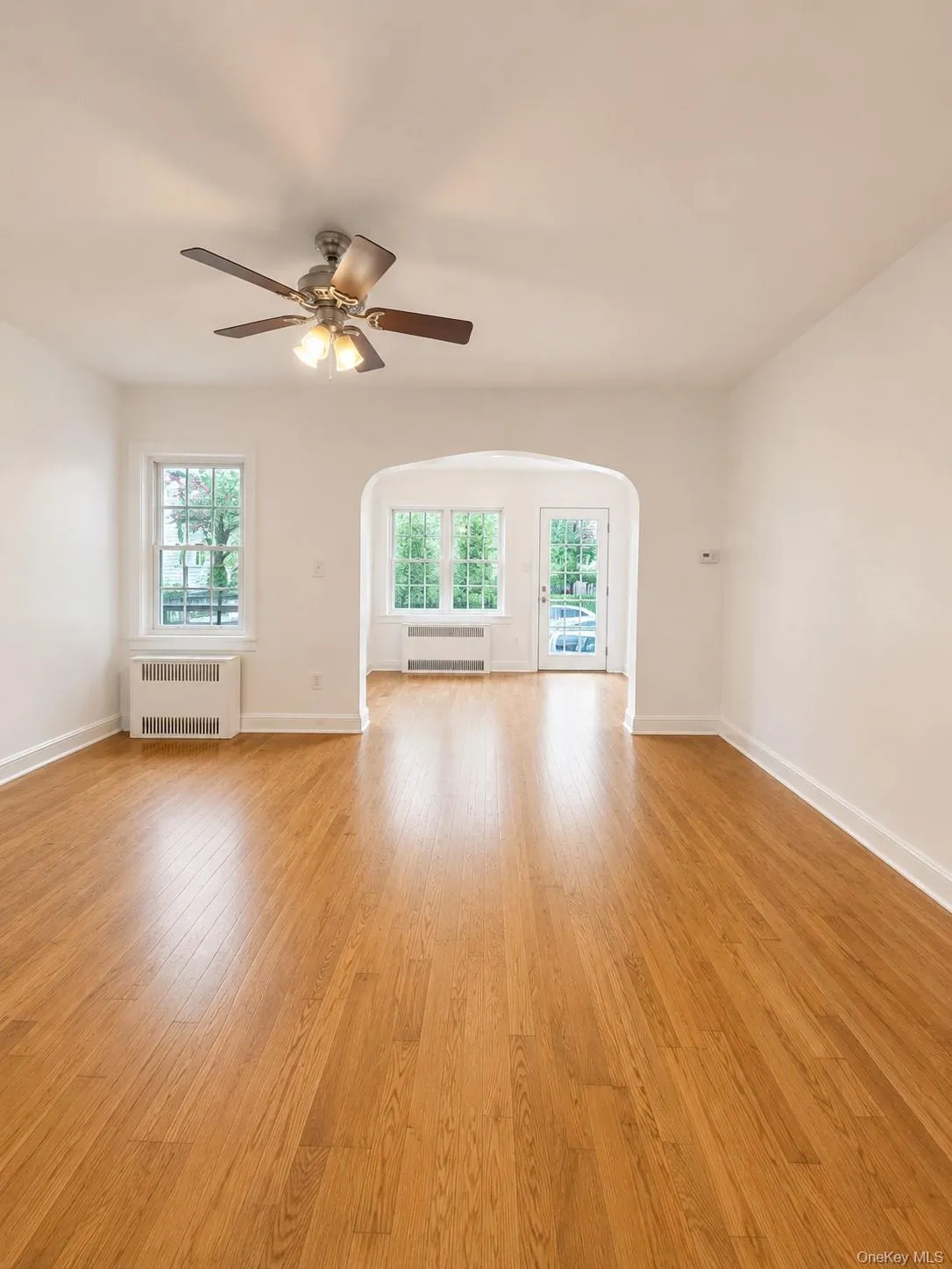 92-47 76th Street, New York, NY, 3 Bedrooms Bedrooms, 6 Rooms Rooms,1 BathroomBathrooms,Residential,For Rent,76th,0,1005210 92-47 76th Street, New York, NY, 3 Bedrooms Bedrooms, 6 Rooms Rooms,1 BathroomBathrooms,Residential,For Rent,76th,0,1005210