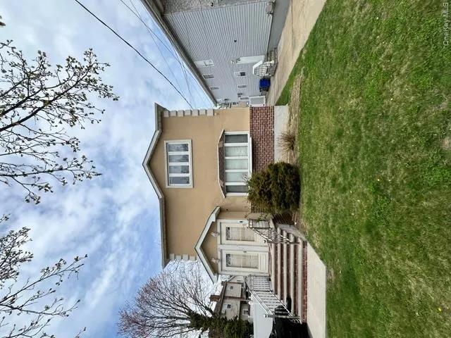 24509 148th Road, New York, NY, 3 Bedrooms Bedrooms, 7 Rooms Rooms,2 BathroomsBathrooms,Residential Lease,For Rent,148th,0,1005212 24509 148th Road, New York, NY, 3 Bedrooms Bedrooms, 7 Rooms Rooms,2 BathroomsBathrooms,Residential Lease,For Rent,148th,0,1005212