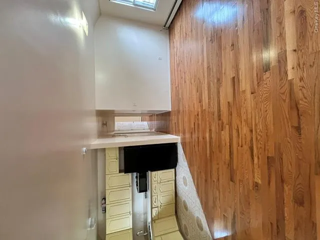 24509 148th Road, New York, NY, 3 Bedrooms Bedrooms, 7 Rooms Rooms,2 BathroomsBathrooms,Residential Lease,For Rent,148th,0,1005212 24509 148th Road, New York, NY, 3 Bedrooms Bedrooms, 7 Rooms Rooms,2 BathroomsBathrooms,Residential Lease,For Rent,148th,0,1005212