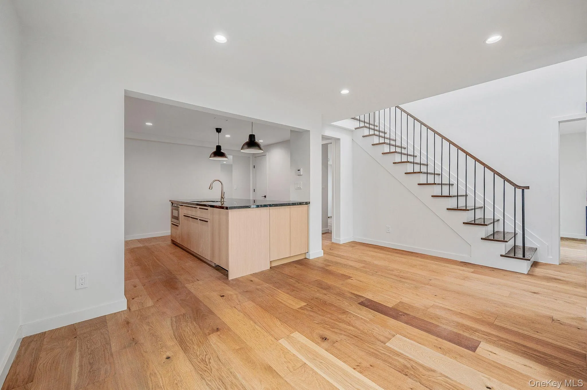 40 Buttercup Lane, Hempstead, NY, 6 Bedrooms Bedrooms, 8 Rooms Rooms,2 BathroomsBathrooms,Residential,For Rent,Buttercup,0,1005218 40 Buttercup Lane, Hempstead, NY, 6 Bedrooms Bedrooms, 8 Rooms Rooms,2 BathroomsBathrooms,Residential,For Rent,Buttercup,0,1005218