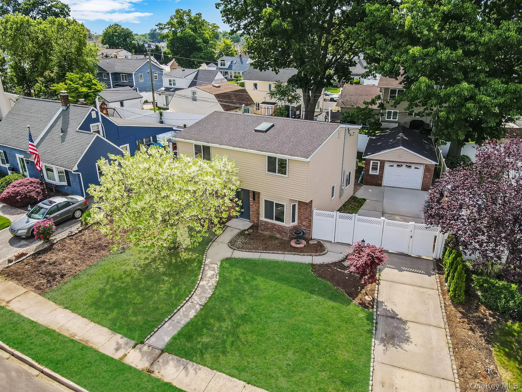 40 Buttercup Lane, Hempstead, NY, 6 Bedrooms Bedrooms, 8 Rooms Rooms,2 BathroomsBathrooms,Residential,For Rent,Buttercup,0,1005218 40 Buttercup Lane, Hempstead, NY, 6 Bedrooms Bedrooms, 8 Rooms Rooms,2 BathroomsBathrooms,Residential,For Rent,Buttercup,0,1005218