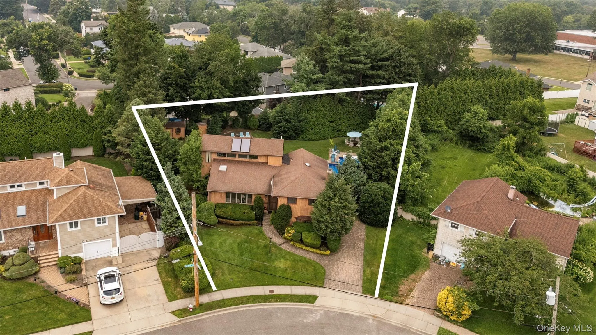 65 Elmtree Lane, Oyster Bay, NY, 4 Bedrooms Bedrooms, 8 Rooms Rooms,3 BathroomsBathrooms,Residential,For Rent,Elmtree,0,1005220 65 Elmtree Lane, Oyster Bay, NY, 4 Bedrooms Bedrooms, 8 Rooms Rooms,3 BathroomsBathrooms,Residential,For Rent,Elmtree,0,1005220