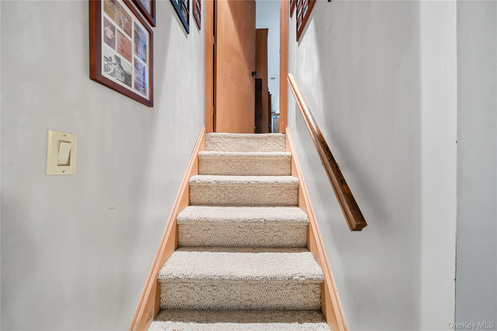 65 Elmtree Lane, Oyster Bay, NY, 4 Bedrooms Bedrooms, 8 Rooms Rooms,3 BathroomsBathrooms,Residential,For Rent,Elmtree,0,1005220 65 Elmtree Lane, Oyster Bay, NY, 4 Bedrooms Bedrooms, 8 Rooms Rooms,3 BathroomsBathrooms,Residential,For Rent,Elmtree,0,1005220
