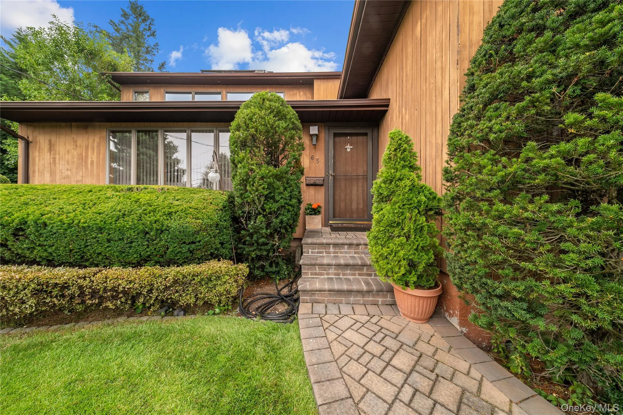 65 Elmtree Lane, Oyster Bay, NY, 4 Bedrooms Bedrooms, 8 Rooms Rooms,3 BathroomsBathrooms,Residential,For Rent,Elmtree,0,1005220 65 Elmtree Lane, Oyster Bay, NY, 4 Bedrooms Bedrooms, 8 Rooms Rooms,3 BathroomsBathrooms,Residential,For Rent,Elmtree,0,1005220