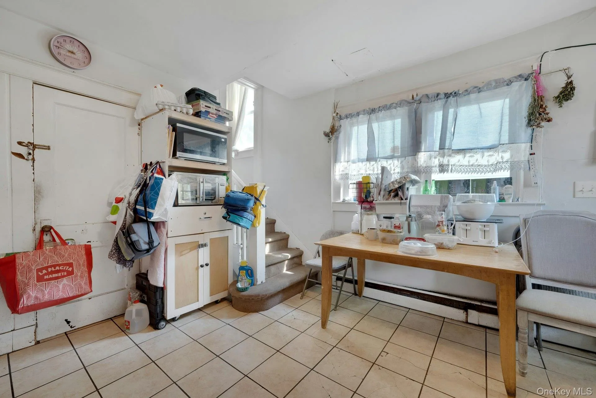 135 Smith Street, Rye Town, NY, 3 Bedrooms Bedrooms, 8 Rooms Rooms,1 BathroomBathrooms,Residential,For Rent,Smith,0,1005221 135 Smith Street, Rye Town, NY, 3 Bedrooms Bedrooms, 8 Rooms Rooms,1 BathroomBathrooms,Residential,For Rent,Smith,0,1005221