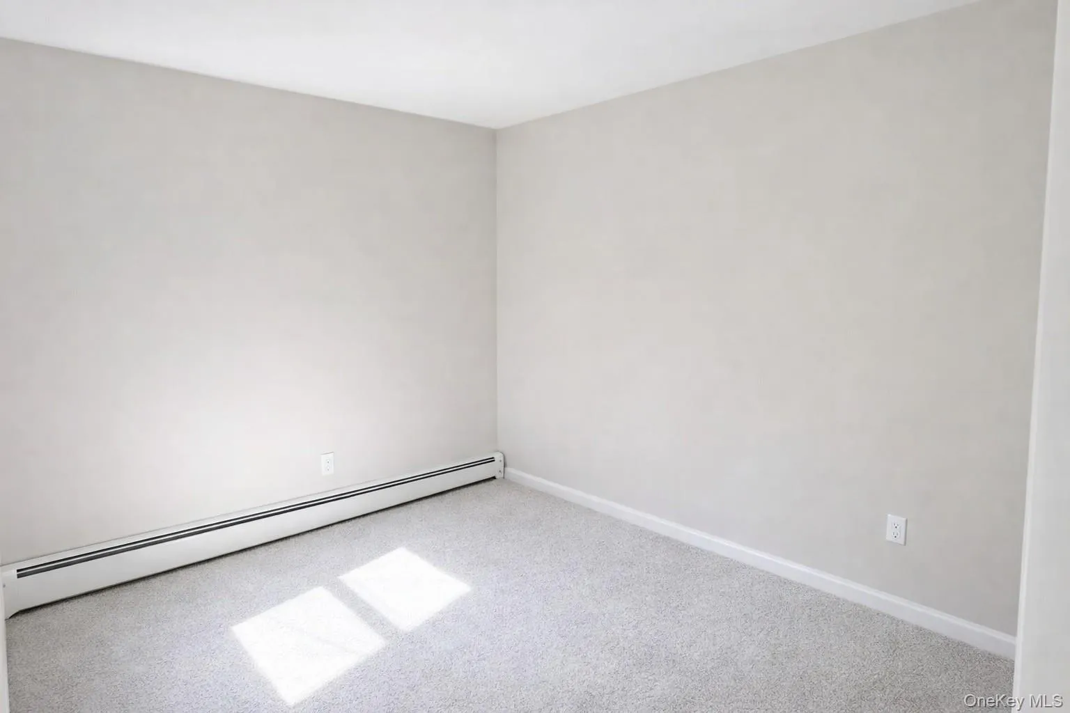 147 Freya Road, Brookhaven, NY, 3 Bedrooms Bedrooms, 8 Rooms Rooms,1 BathroomBathrooms,Residential,For Rent,Freya,0,1005222 147 Freya Road, Brookhaven, NY, 3 Bedrooms Bedrooms, 8 Rooms Rooms,1 BathroomBathrooms,Residential,For Rent,Freya,0,1005222