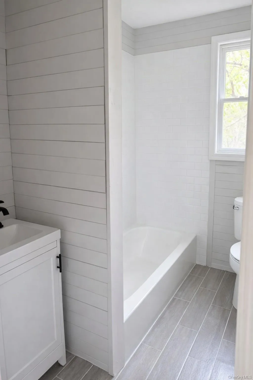 147 Freya Road, Brookhaven, NY, 3 Bedrooms Bedrooms, 8 Rooms Rooms,1 BathroomBathrooms,Residential,For Rent,Freya,0,1005222 147 Freya Road, Brookhaven, NY, 3 Bedrooms Bedrooms, 8 Rooms Rooms,1 BathroomBathrooms,Residential,For Rent,Freya,0,1005222