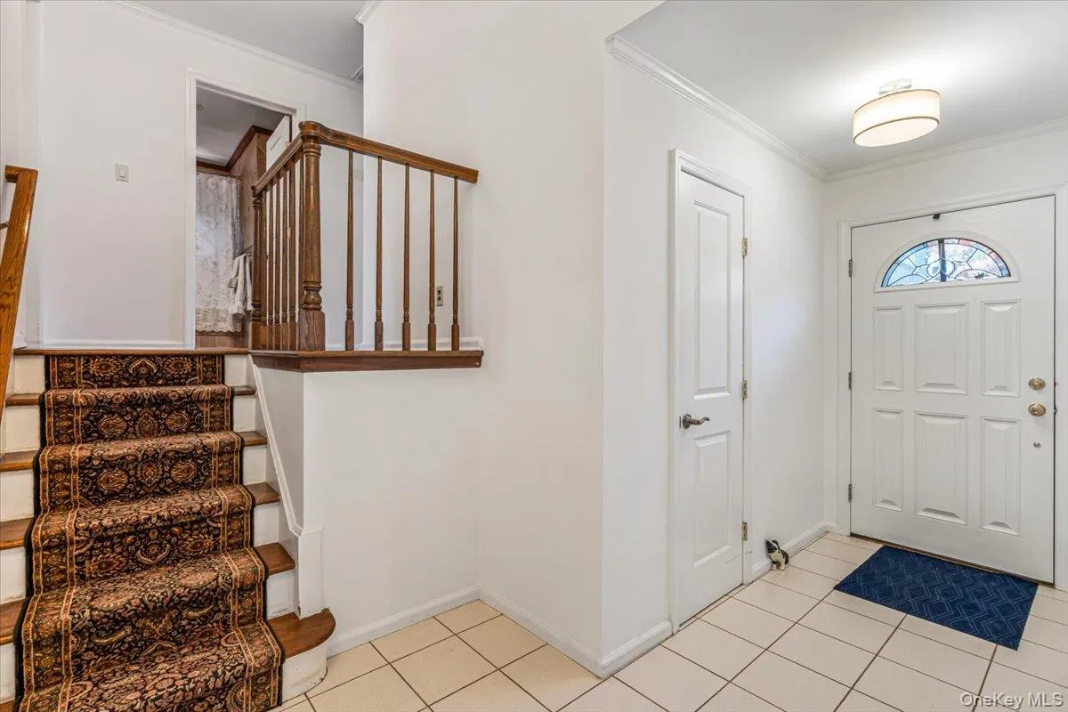 21 Lydia Lane, Hempstead, NY, 3 Bedrooms Bedrooms, 7 Rooms Rooms,2 BathroomsBathrooms,Residential,For Rent,Lydia,0,1005227 21 Lydia Lane, Hempstead, NY, 3 Bedrooms Bedrooms, 7 Rooms Rooms,2 BathroomsBathrooms,Residential,For Rent,Lydia,0,1005227