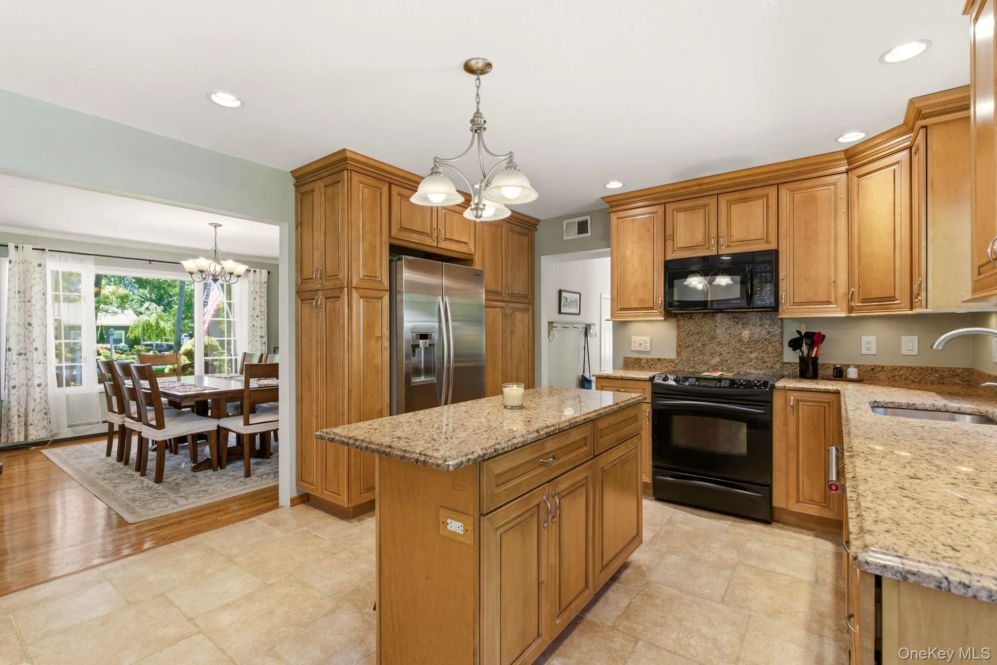 1 Regal Court, Smithtown, NY, 4 Bedrooms Bedrooms, 9 Rooms Rooms,3 BathroomsBathrooms,Residential,For Rent,Regal,0,1005233 1 Regal Court, Smithtown, NY, 4 Bedrooms Bedrooms, 9 Rooms Rooms,3 BathroomsBathrooms,Residential,For Rent,Regal,0,1005233