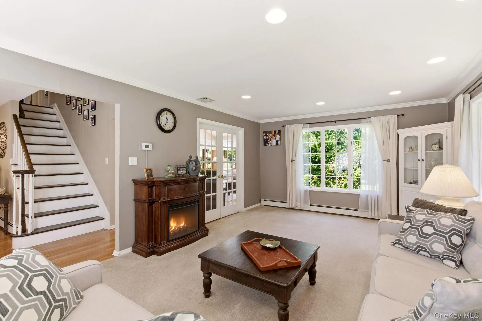 1 Regal Court, Smithtown, NY, 4 Bedrooms Bedrooms, 9 Rooms Rooms,3 BathroomsBathrooms,Residential,For Rent,Regal,0,1005233 1 Regal Court, Smithtown, NY, 4 Bedrooms Bedrooms, 9 Rooms Rooms,3 BathroomsBathrooms,Residential,For Rent,Regal,0,1005233