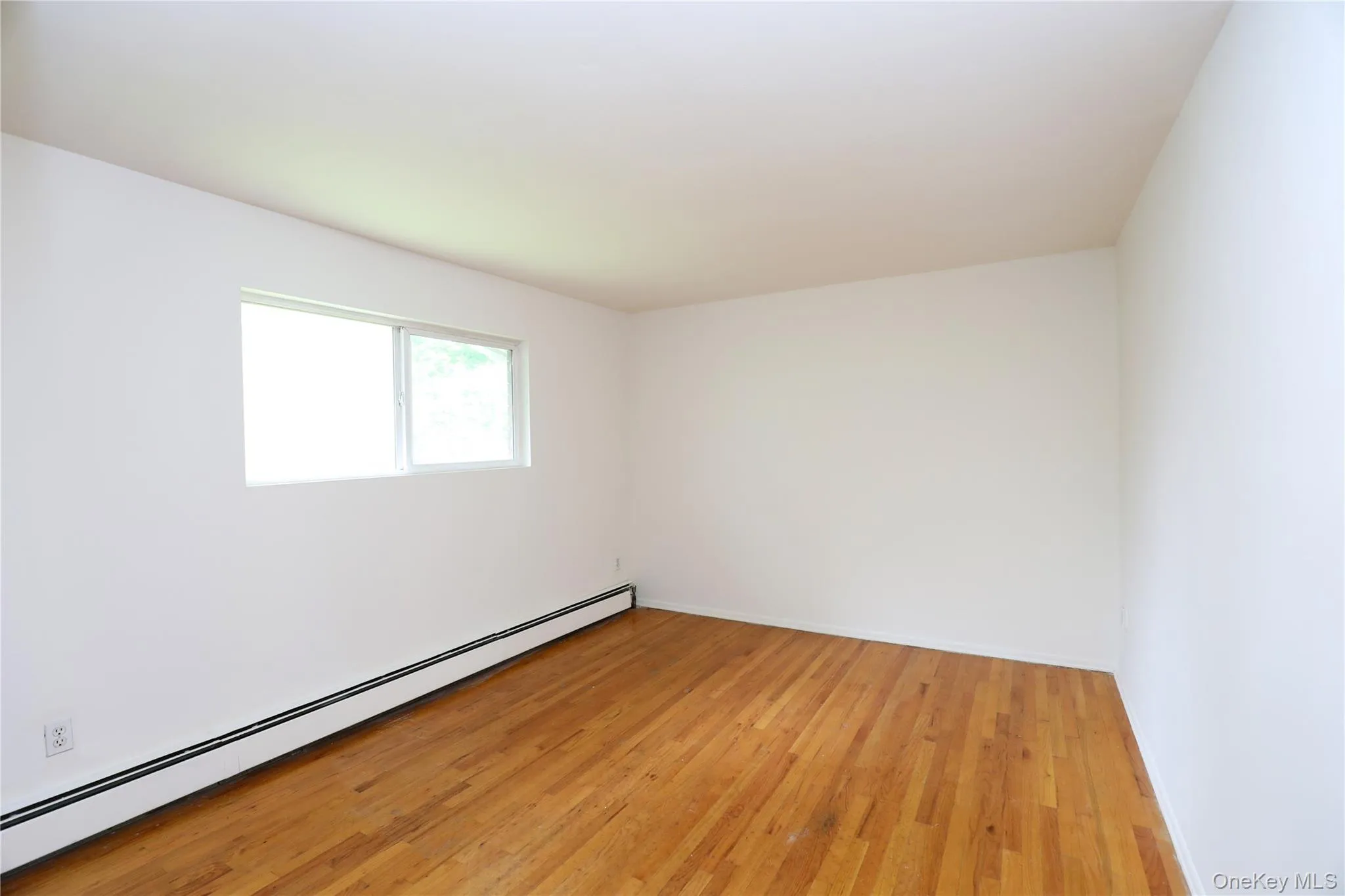 30 Lamb Avenue, Saugerties, NY, 1 Bedroom Bedrooms, 2 Rooms Rooms,1 BathroomBathrooms,Residential Lease,For Rent,Lamb,0,1005242 30 Lamb Avenue, Saugerties, NY, 1 Bedroom Bedrooms, 2 Rooms Rooms,1 BathroomBathrooms,Residential Lease,For Rent,Lamb,0,1005242