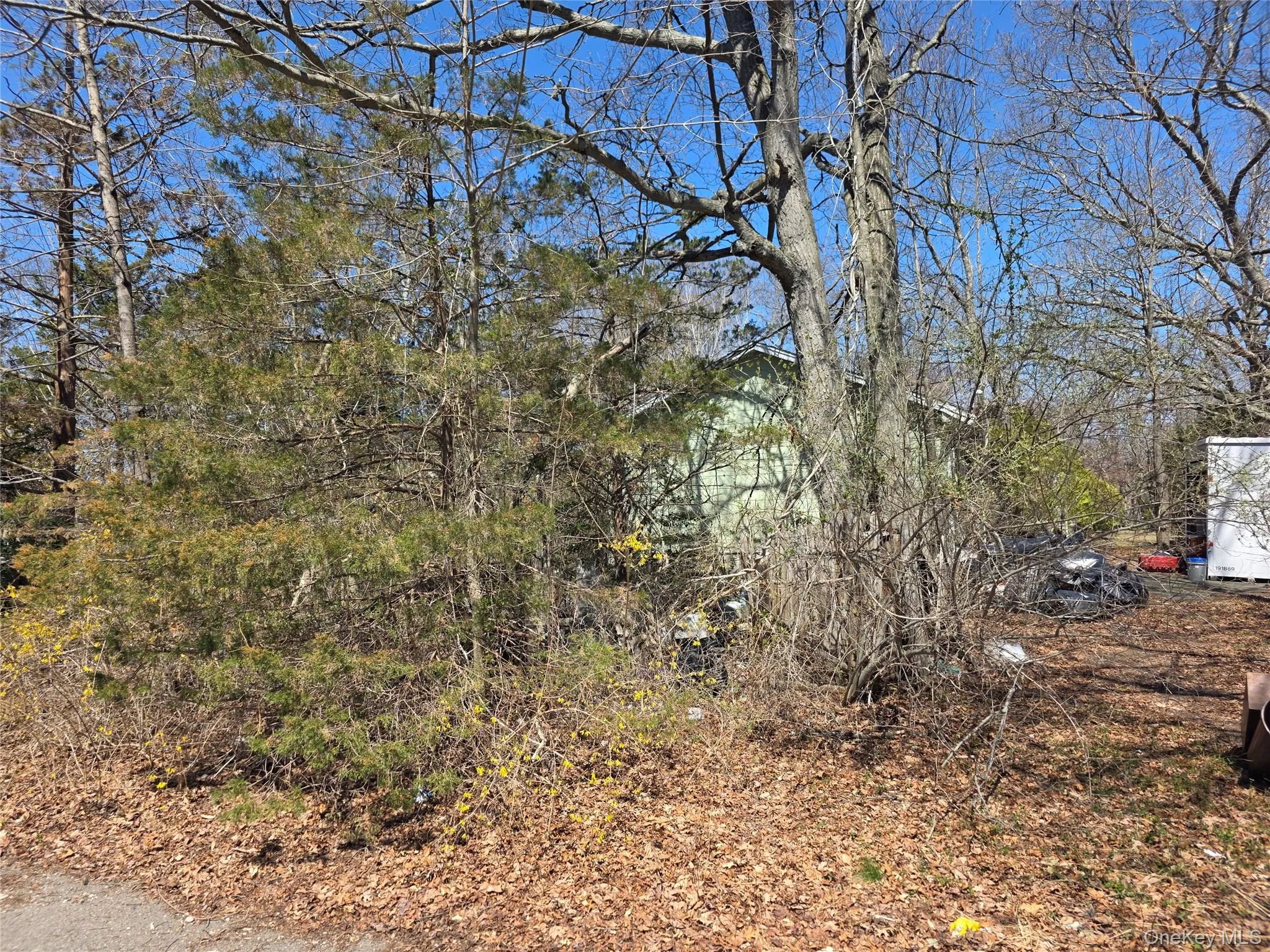42 Hanrahan Avenue, Brookhaven, NY, 3 Bedrooms Bedrooms, 8 Rooms Rooms,1 BathroomBathrooms,Residential,For Rent,Hanrahan,0,1005245 42 Hanrahan Avenue, Brookhaven, NY, 3 Bedrooms Bedrooms, 8 Rooms Rooms,1 BathroomBathrooms,Residential,For Rent,Hanrahan,0,1005245