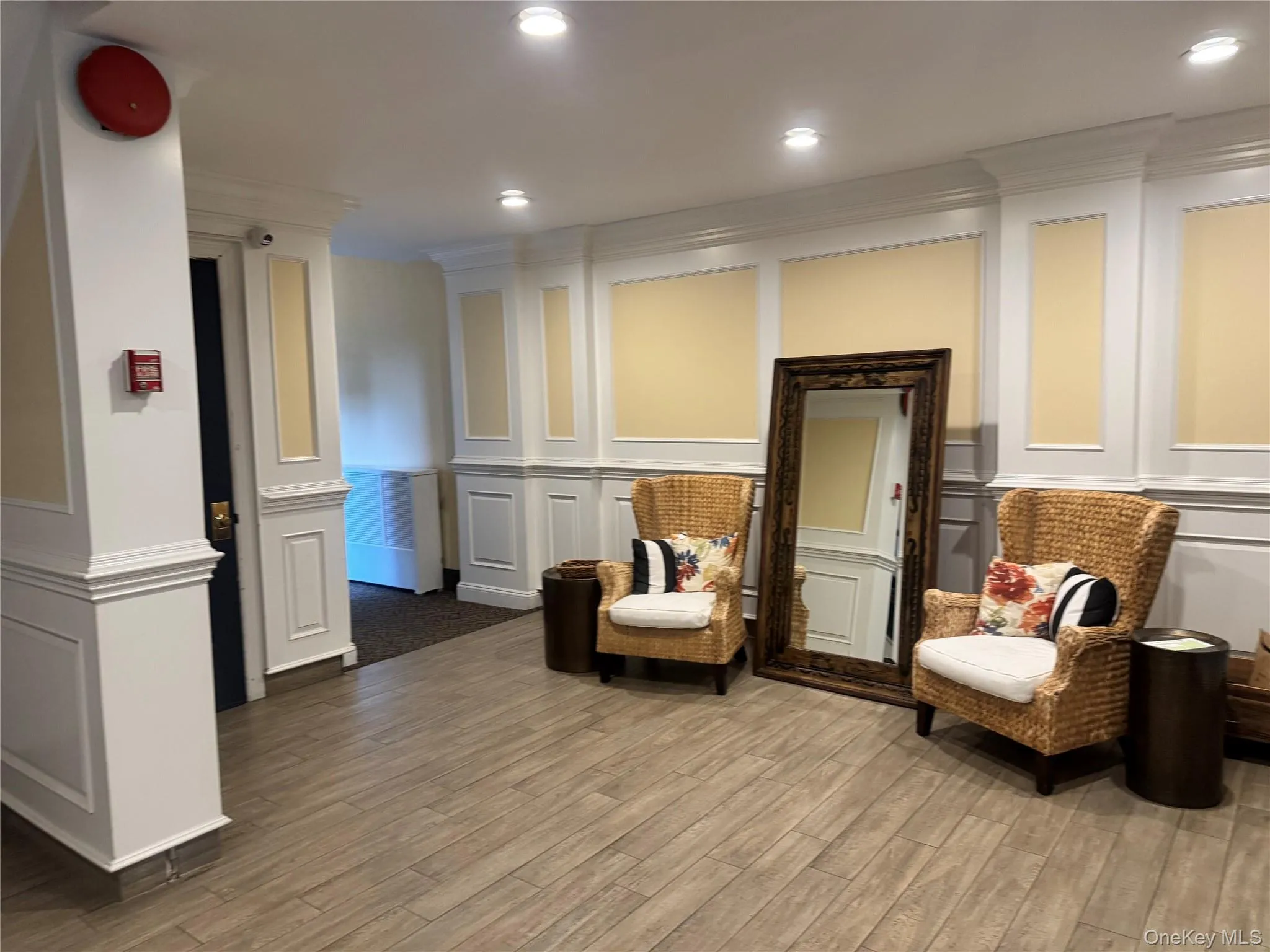 222 7th Street, North Hempstead, NY, 2 Bedrooms Bedrooms, 5 Rooms Rooms,1 BathroomBathrooms,Residential,For Rent,7th,0,1005246 222 7th Street, North Hempstead, NY, 2 Bedrooms Bedrooms, 5 Rooms Rooms,1 BathroomBathrooms,Residential,For Rent,7th,0,1005246