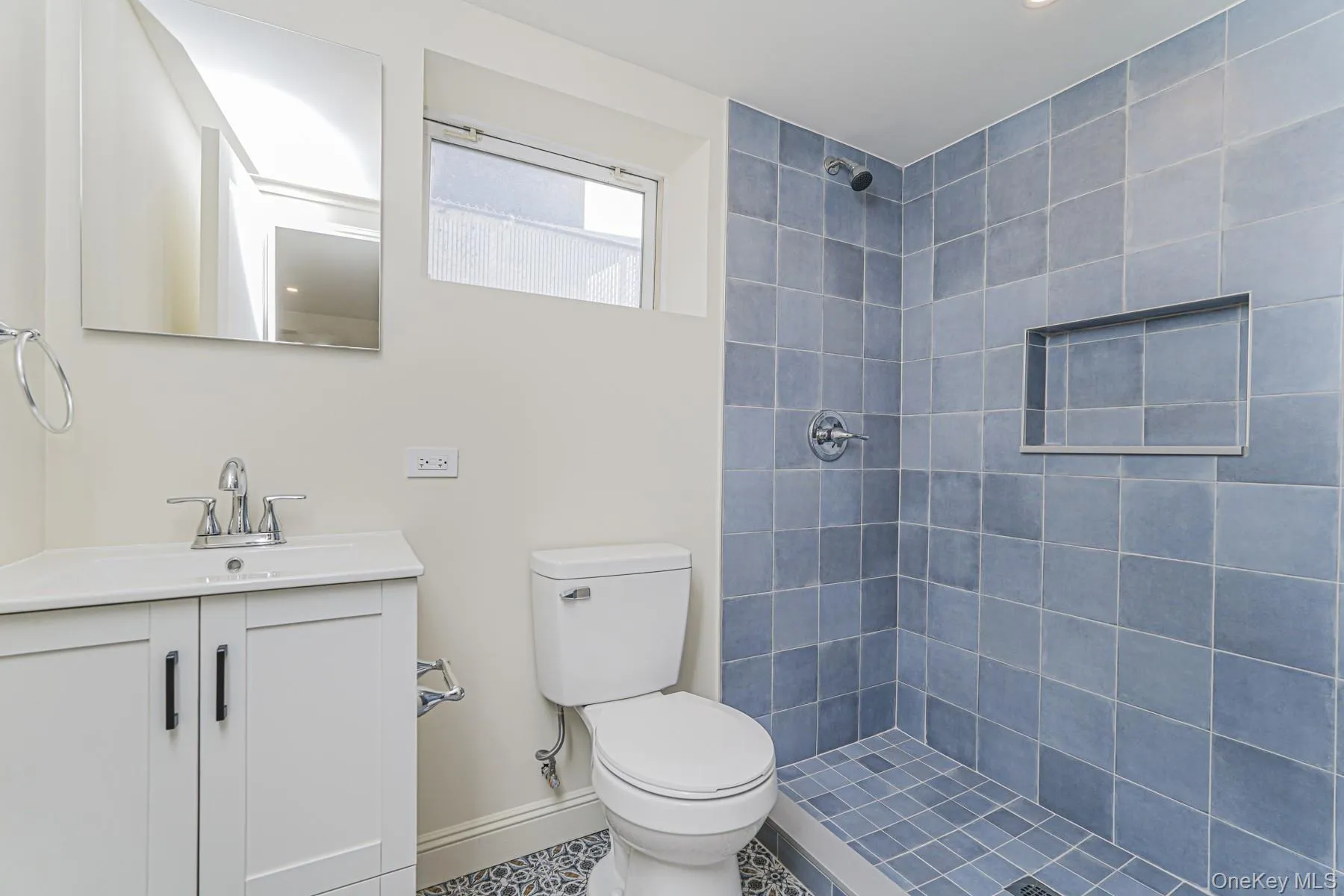 332 Willowbrook, New York, NY, 3 Bedrooms Bedrooms, 6 Rooms Rooms,1 BathroomBathrooms,Residential,For Rent,Willowbrook,0,1005251 332 Willowbrook, New York, NY, 3 Bedrooms Bedrooms, 6 Rooms Rooms,1 BathroomBathrooms,Residential,For Rent,Willowbrook,0,1005251