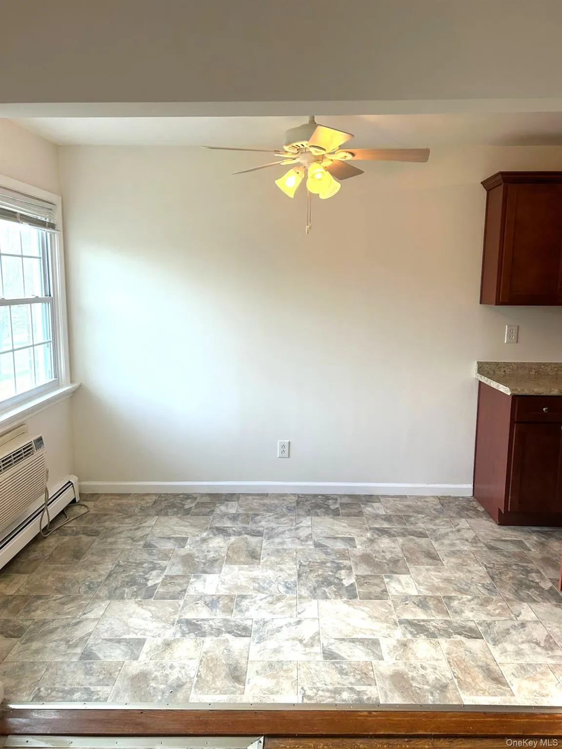 8 Colonial Road, Beacon, NY, 1 Bedroom Bedrooms, 5 Rooms Rooms,1 BathroomBathrooms,Residential Lease,For Rent,Colonial,0,1005253 8 Colonial Road, Beacon, NY, 1 Bedroom Bedrooms, 5 Rooms Rooms,1 BathroomBathrooms,Residential Lease,For Rent,Colonial,0,1005253