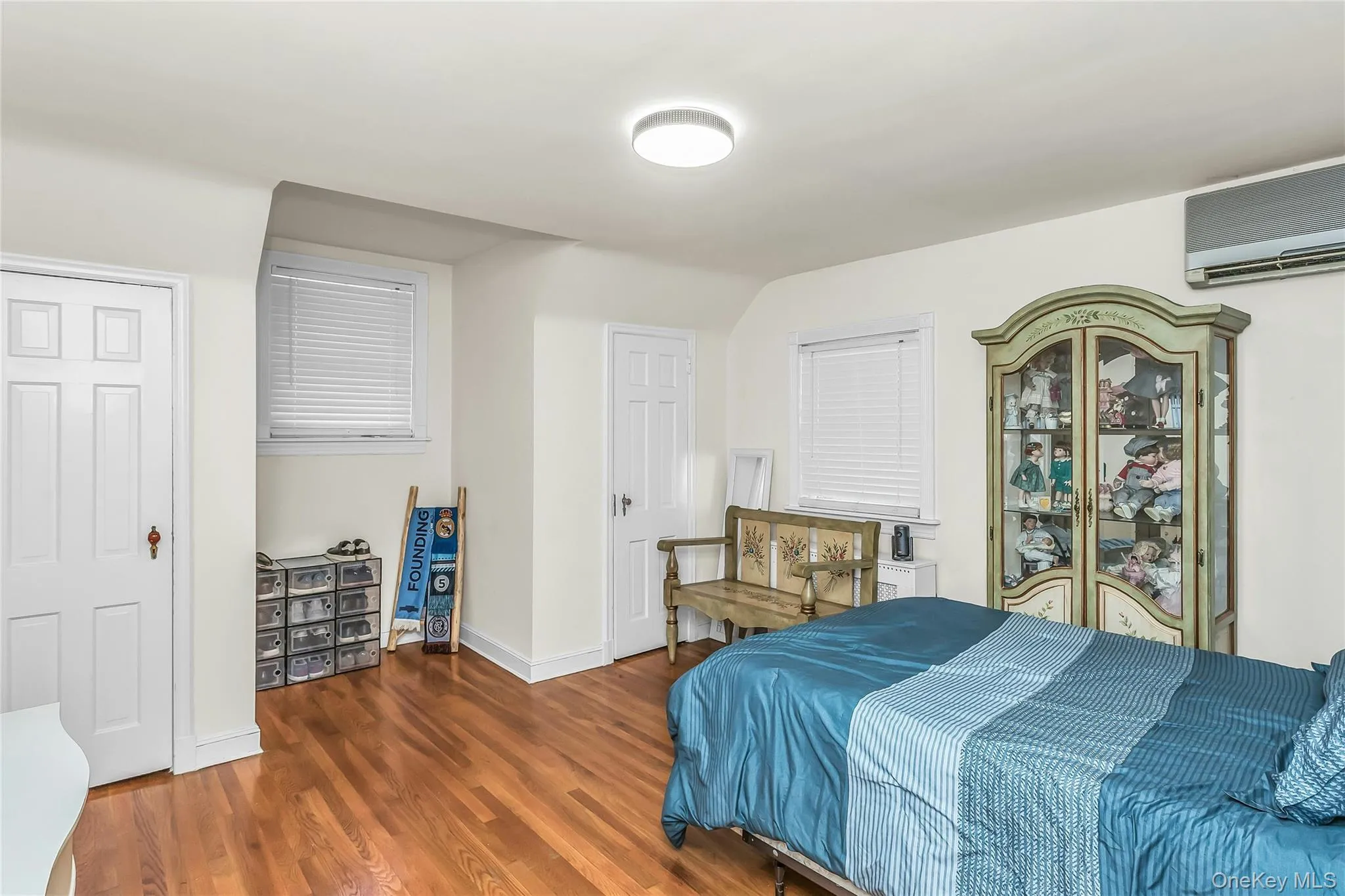 214-04 33rd Avenue, New York, NY, 4 Bedrooms Bedrooms, 7 Rooms Rooms,2 BathroomsBathrooms,Residential,For Rent,33rd,0,1005254 214-04 33rd Avenue, New York, NY, 4 Bedrooms Bedrooms, 7 Rooms Rooms,2 BathroomsBathrooms,Residential,For Rent,33rd,0,1005254