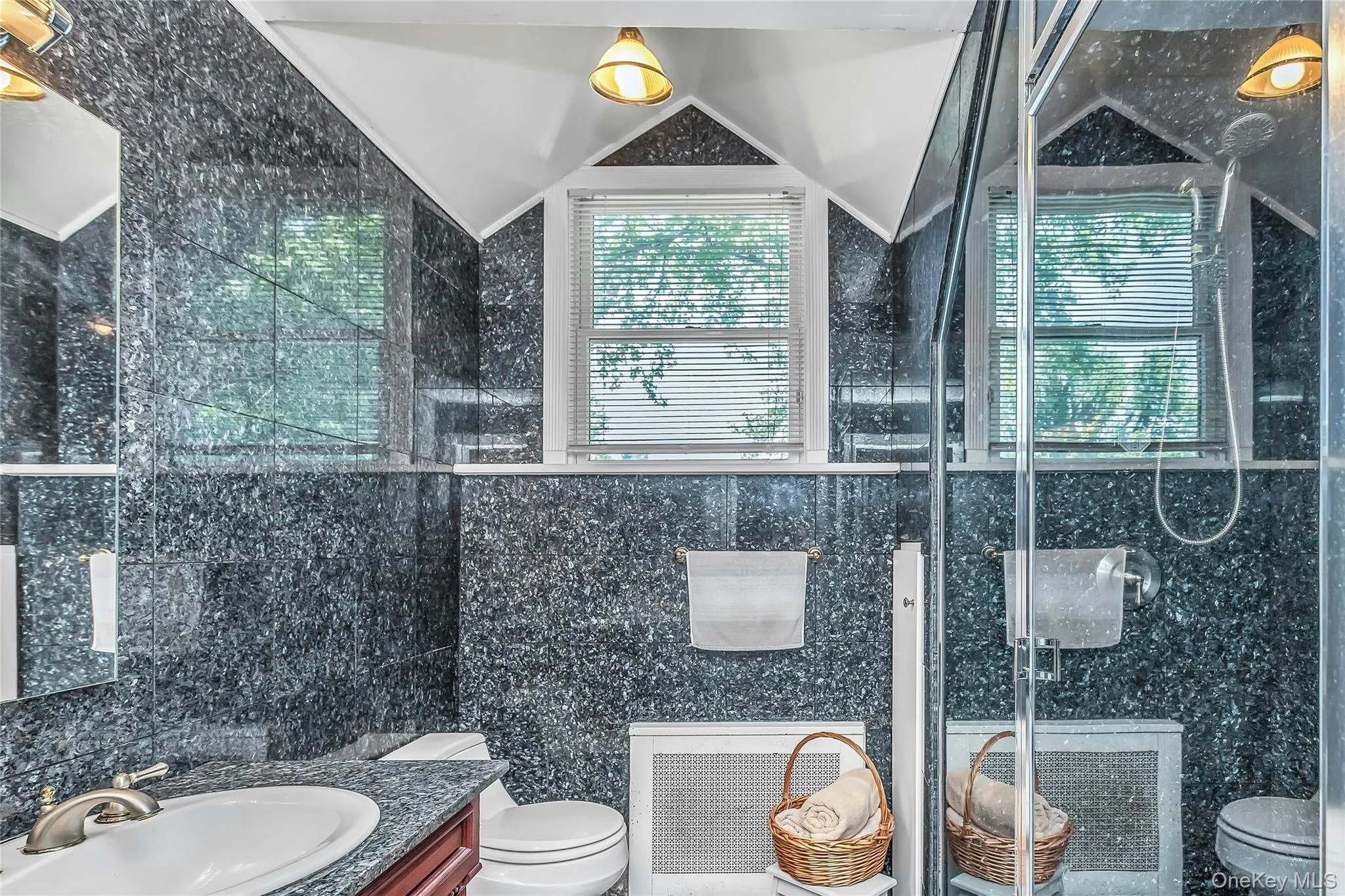 214-04 33rd Avenue, New York, NY, 4 Bedrooms Bedrooms, 7 Rooms Rooms,2 BathroomsBathrooms,Residential,For Rent,33rd,0,1005254 214-04 33rd Avenue, New York, NY, 4 Bedrooms Bedrooms, 7 Rooms Rooms,2 BathroomsBathrooms,Residential,For Rent,33rd,0,1005254