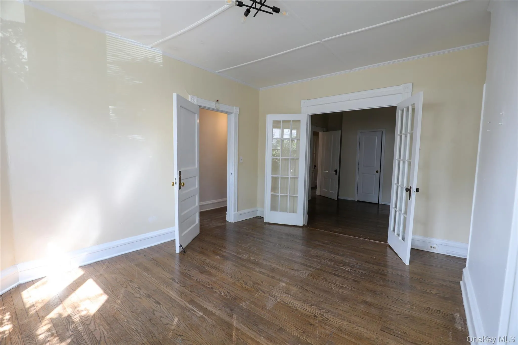141 Saint James Street, Kingston, NY, 2 Bedrooms Bedrooms, 3 Rooms Rooms,1 BathroomBathrooms,Residential Lease,For Rent,Saint James,0,1005255 141 Saint James Street, Kingston, NY, 2 Bedrooms Bedrooms, 3 Rooms Rooms,1 BathroomBathrooms,Residential Lease,For Rent,Saint James,0,1005255