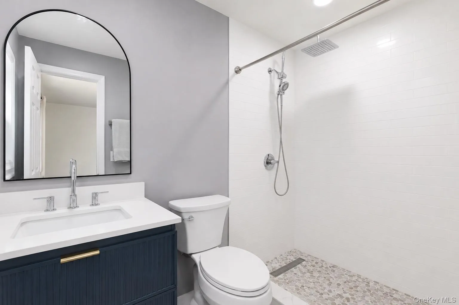 2 Taft Avenue, Islip, NY, 4 Bedrooms Bedrooms, 9 Rooms Rooms,2 BathroomsBathrooms,Residential,For Rent,Taft,0,KEY1005262 2 Taft Avenue, Islip, NY, 4 Bedrooms Bedrooms, 9 Rooms Rooms,2 BathroomsBathrooms,Residential,For Rent,Taft,0,KEY1005262