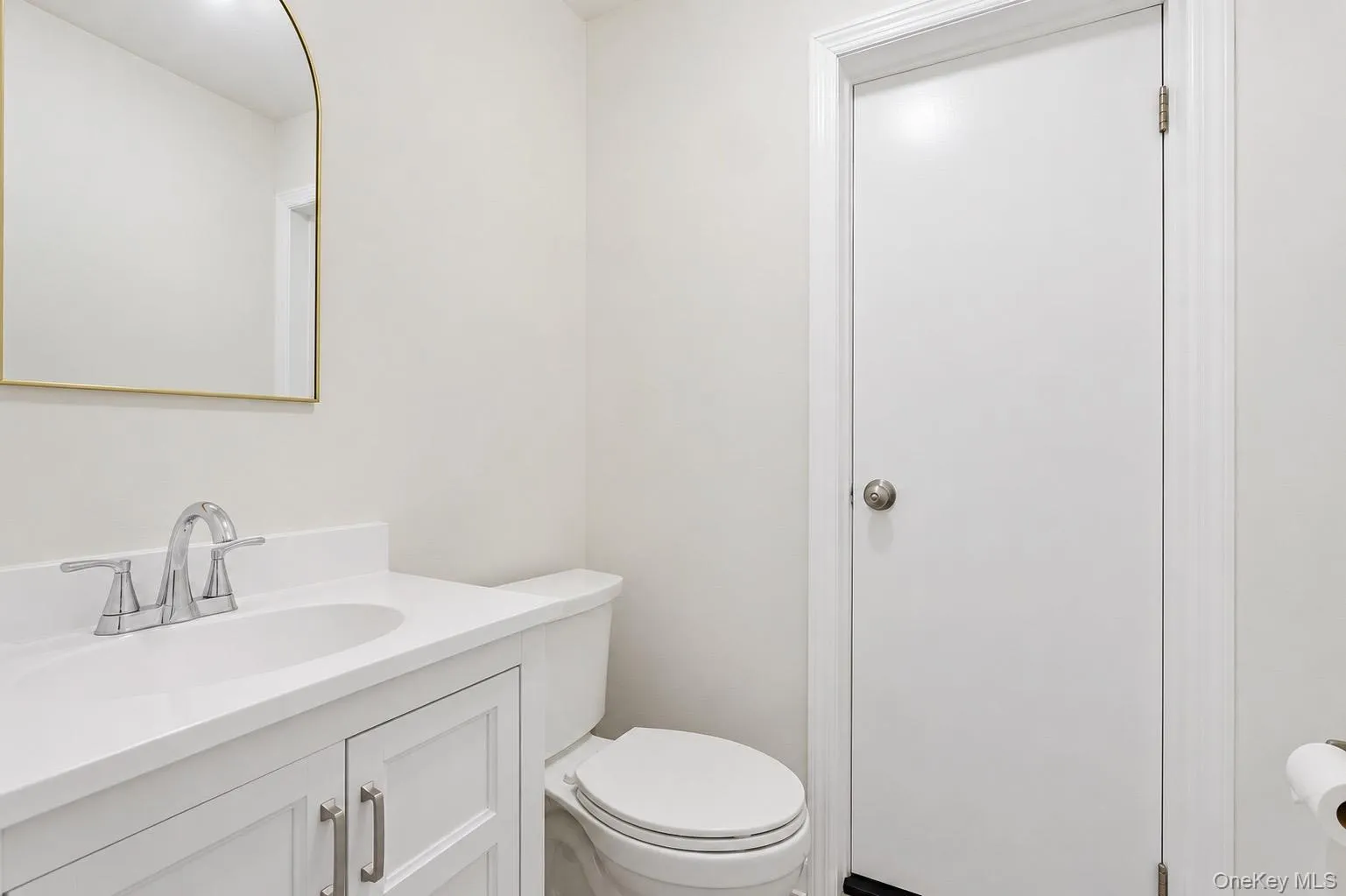 2 Taft Avenue, Islip, NY, 4 Bedrooms Bedrooms, 9 Rooms Rooms,2 BathroomsBathrooms,Residential,For Rent,Taft,0,KEY1005262 2 Taft Avenue, Islip, NY, 4 Bedrooms Bedrooms, 9 Rooms Rooms,2 BathroomsBathrooms,Residential,For Rent,Taft,0,KEY1005262