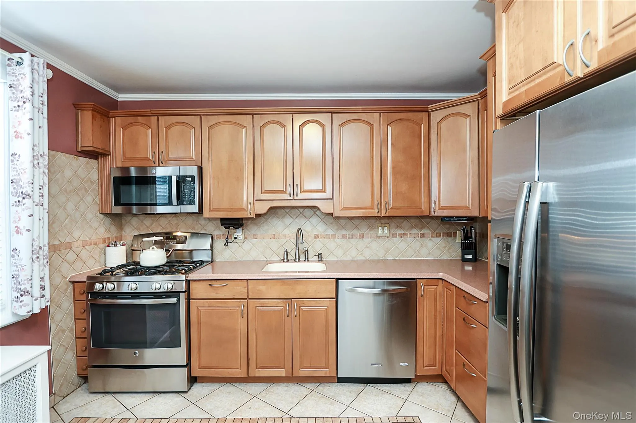 95-20 239th Street, Hempstead, NY, 3 Bedrooms Bedrooms, 6 Rooms Rooms,2 BathroomsBathrooms,Residential,For Rent,239th,0,1005271 95-20 239th Street, Hempstead, NY, 3 Bedrooms Bedrooms, 6 Rooms Rooms,2 BathroomsBathrooms,Residential,For Rent,239th,0,1005271
