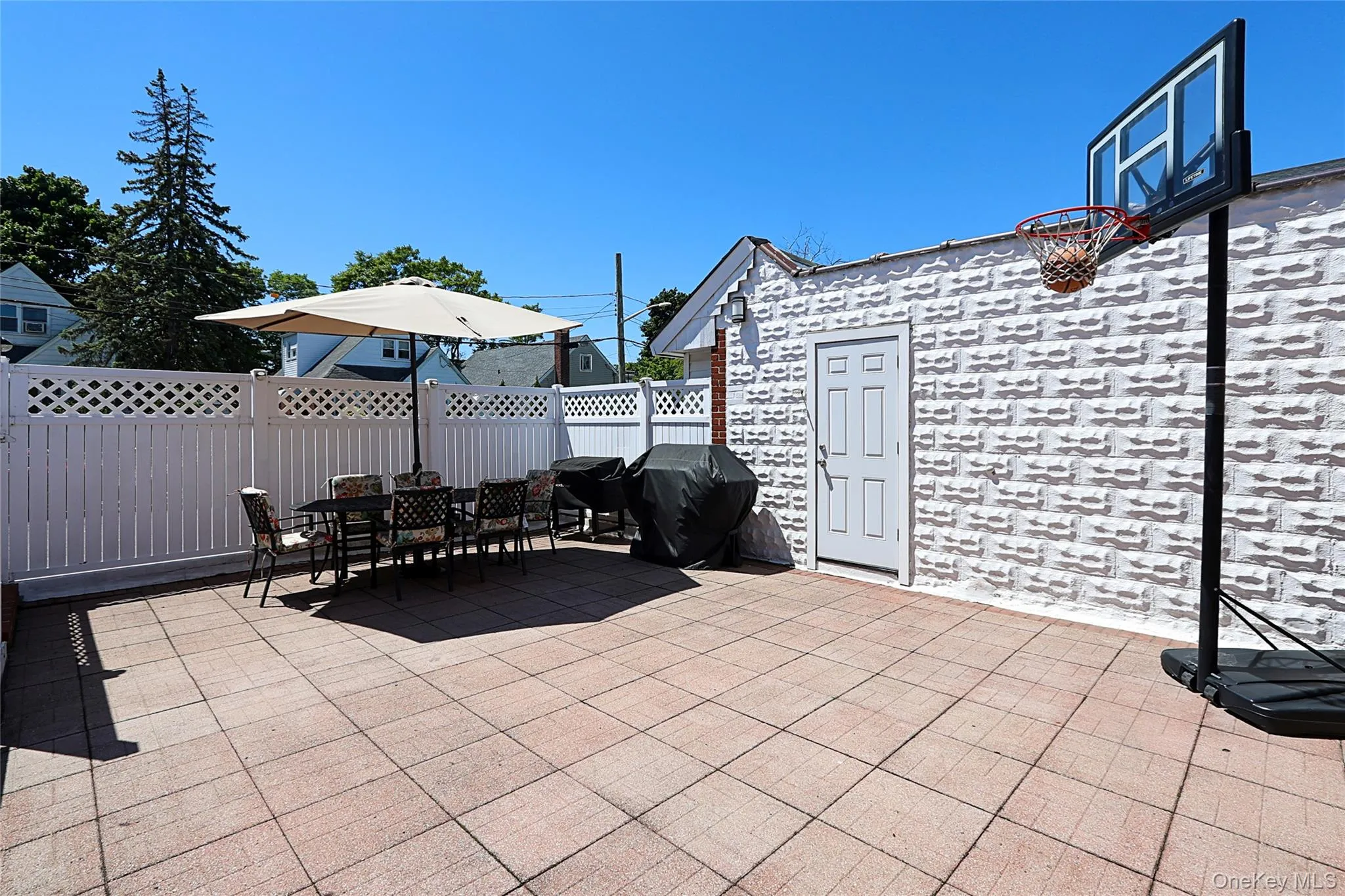 95-20 239th Street, Hempstead, NY, 3 Bedrooms Bedrooms, 6 Rooms Rooms,2 BathroomsBathrooms,Residential,For Rent,239th,0,1005271 95-20 239th Street, Hempstead, NY, 3 Bedrooms Bedrooms, 6 Rooms Rooms,2 BathroomsBathrooms,Residential,For Rent,239th,0,1005271