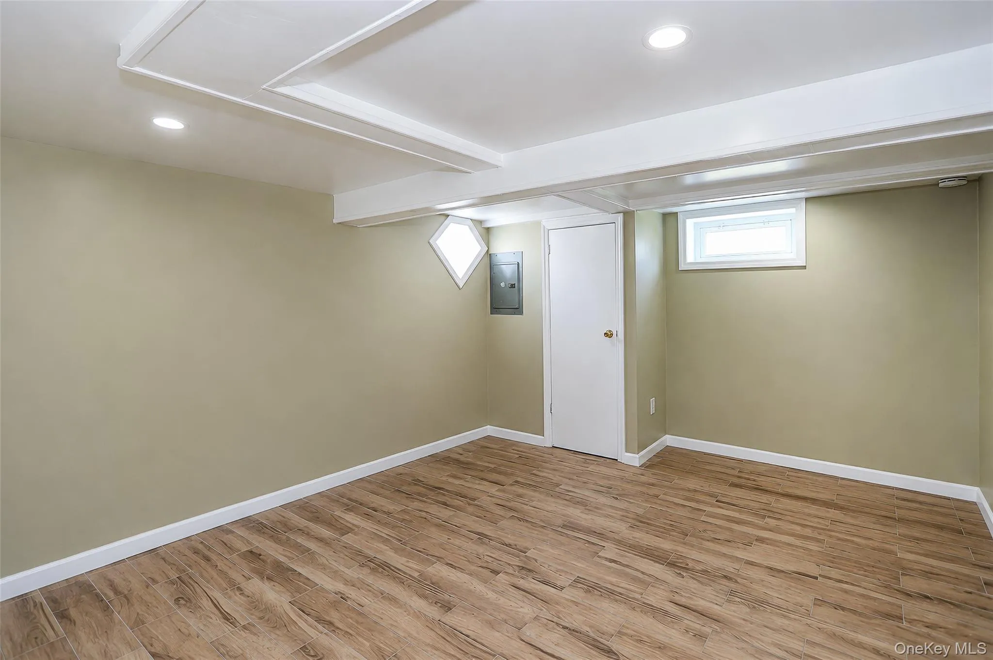 95-20 239th Street, Hempstead, NY, 3 Bedrooms Bedrooms, 6 Rooms Rooms,2 BathroomsBathrooms,Residential,For Rent,239th,0,1005271 95-20 239th Street, Hempstead, NY, 3 Bedrooms Bedrooms, 6 Rooms Rooms,2 BathroomsBathrooms,Residential,For Rent,239th,0,1005271